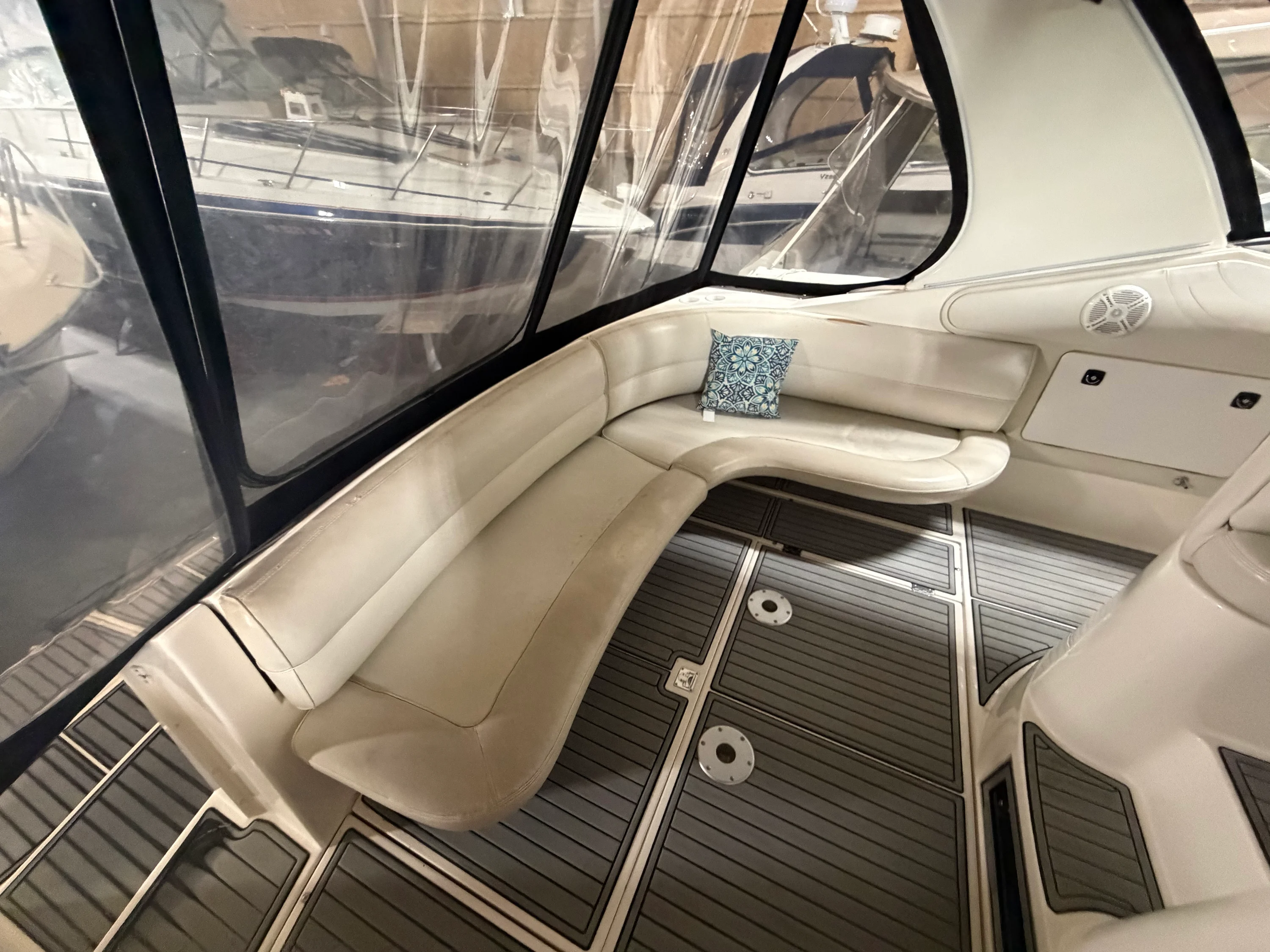 1999 Cruisers Yachts 3575 ESPRIT Image Thumbnail #17