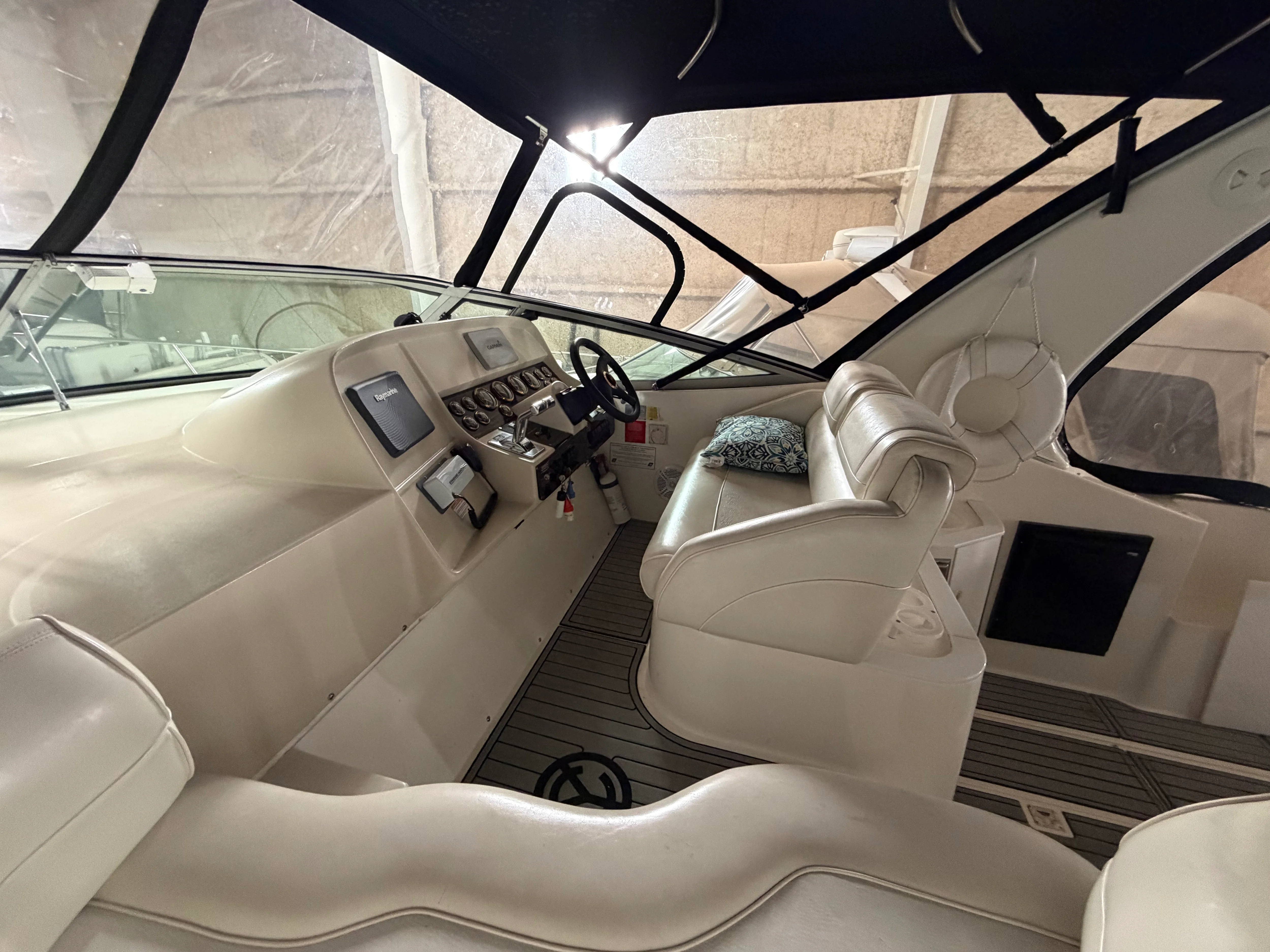 1999 Cruisers Yachts 3575 ESPRIT Image Thumbnail #19