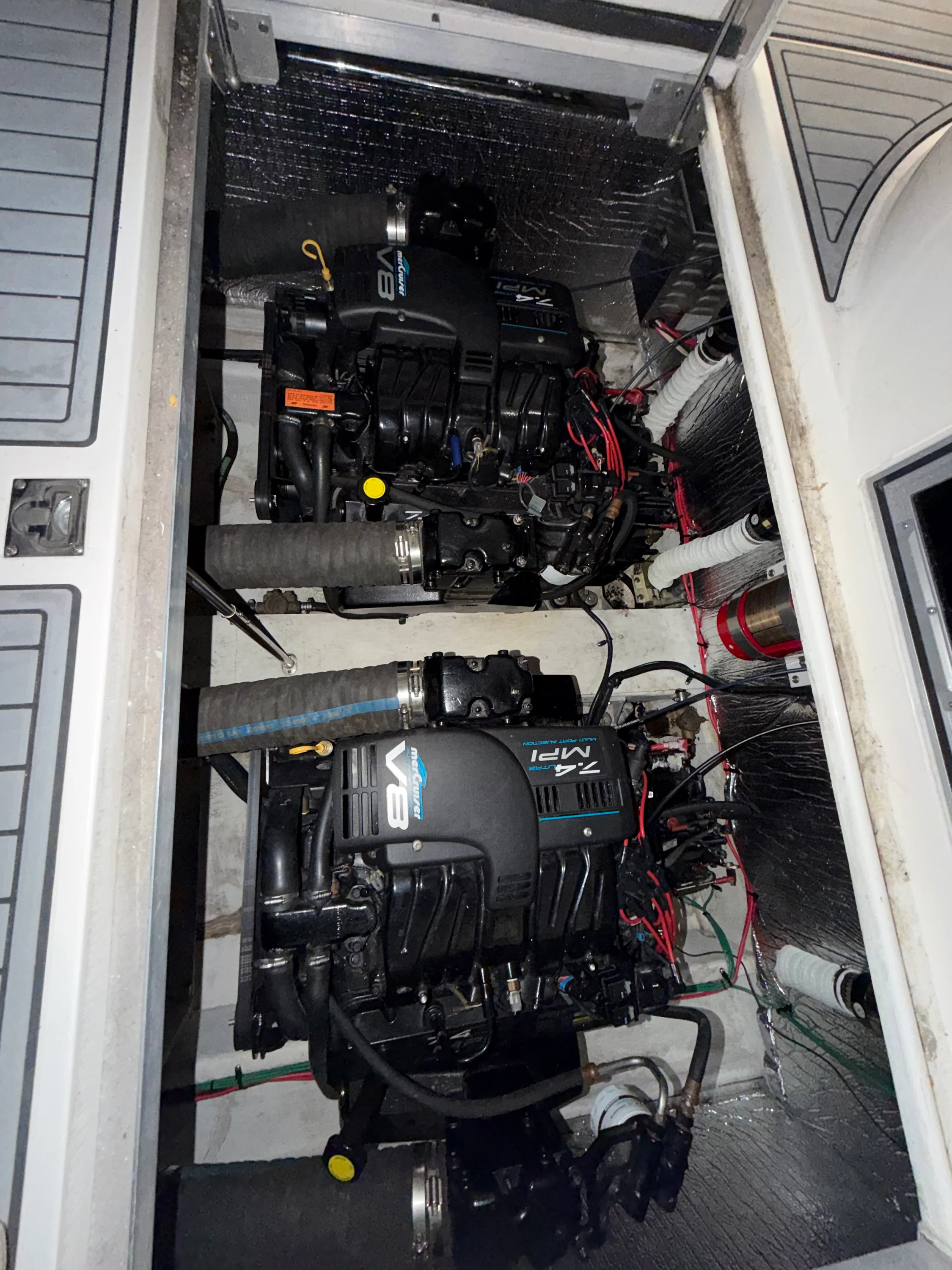 1999 Cruisers Yachts 3575 ESPRIT Image Thumbnail #31