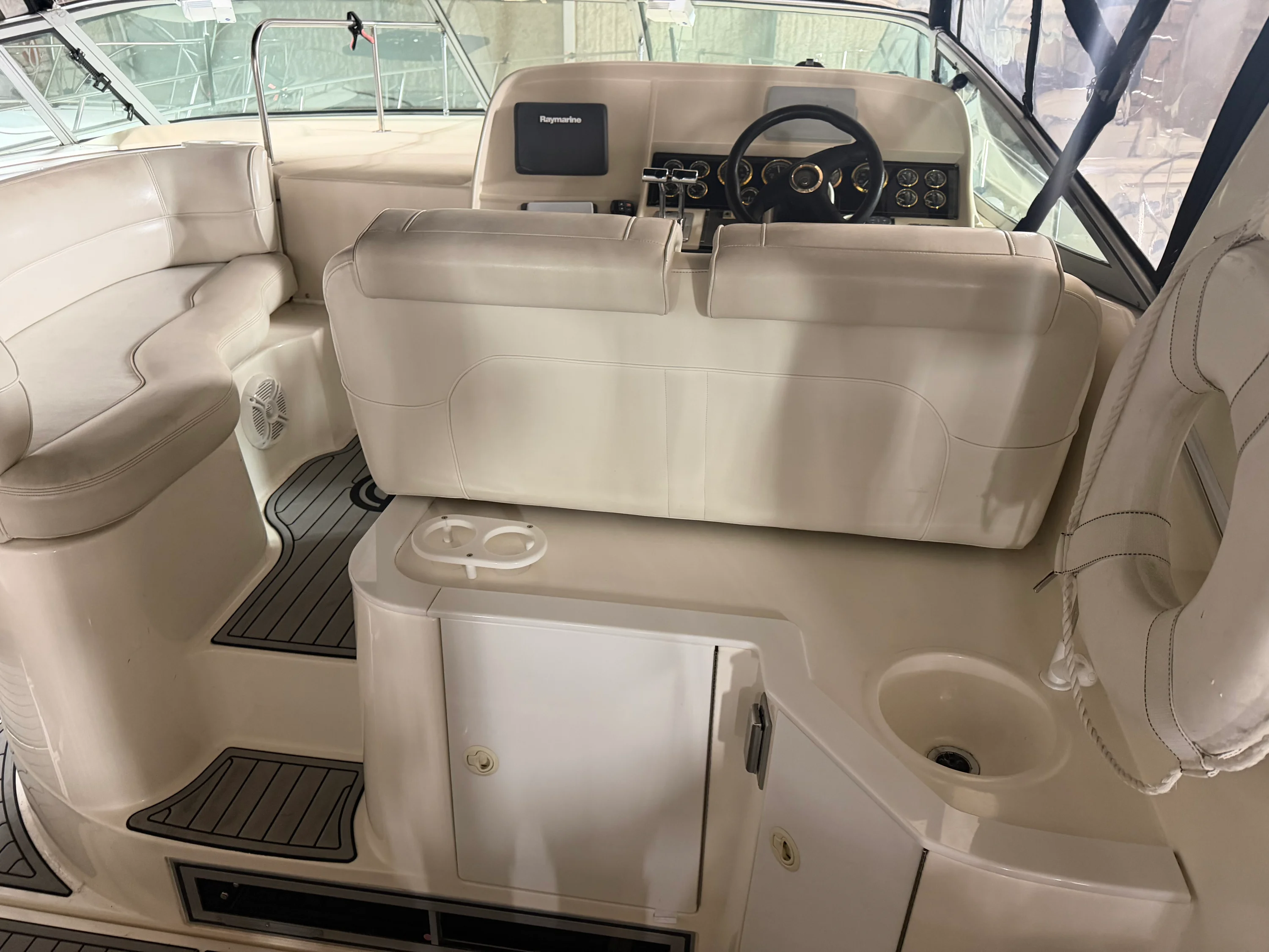 1999 Cruisers Yachts 3575 ESPRIT Image Thumbnail #15