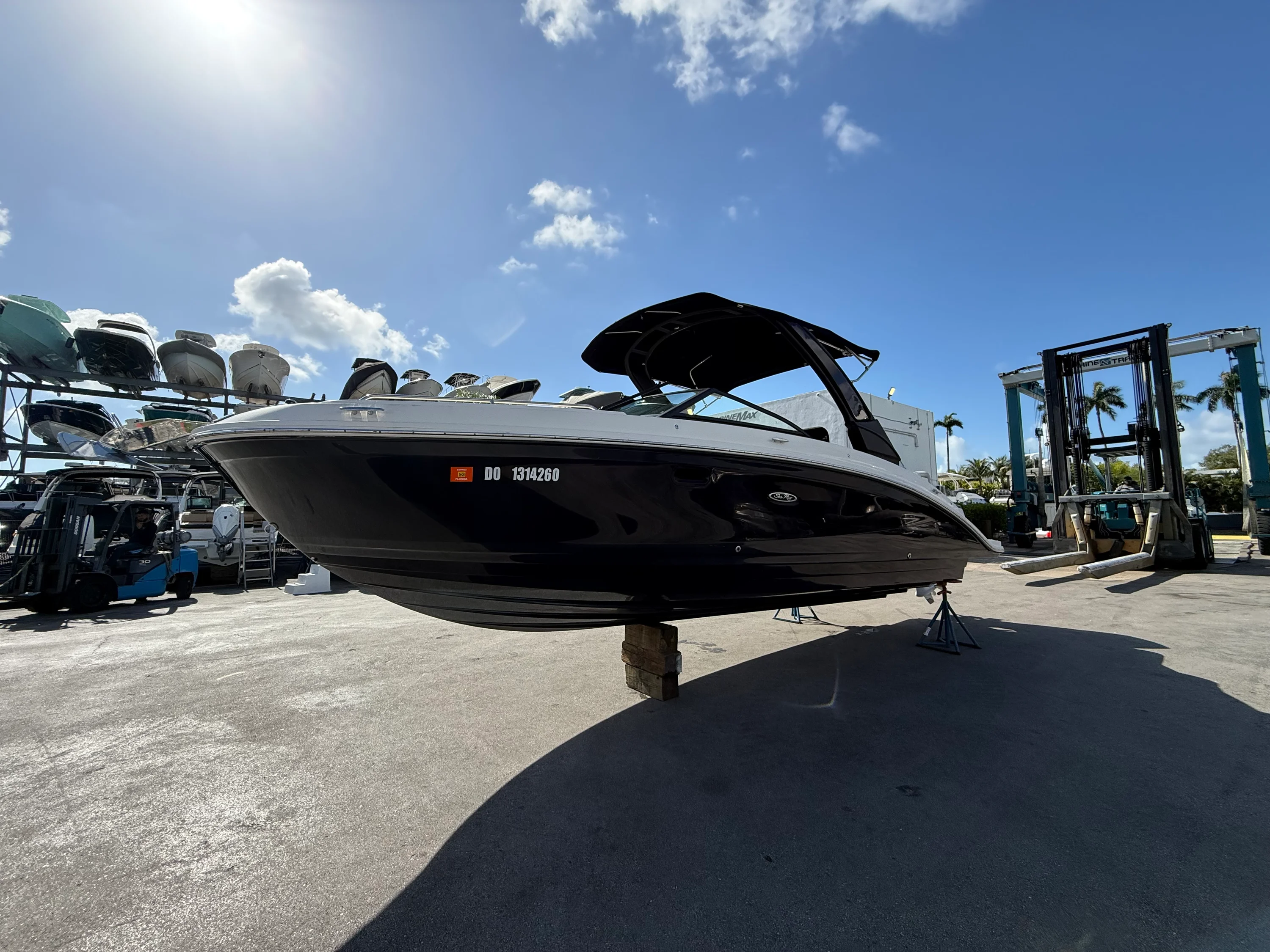 2021 Sea Ray SDX 270 Outboard Image Thumbnail #6