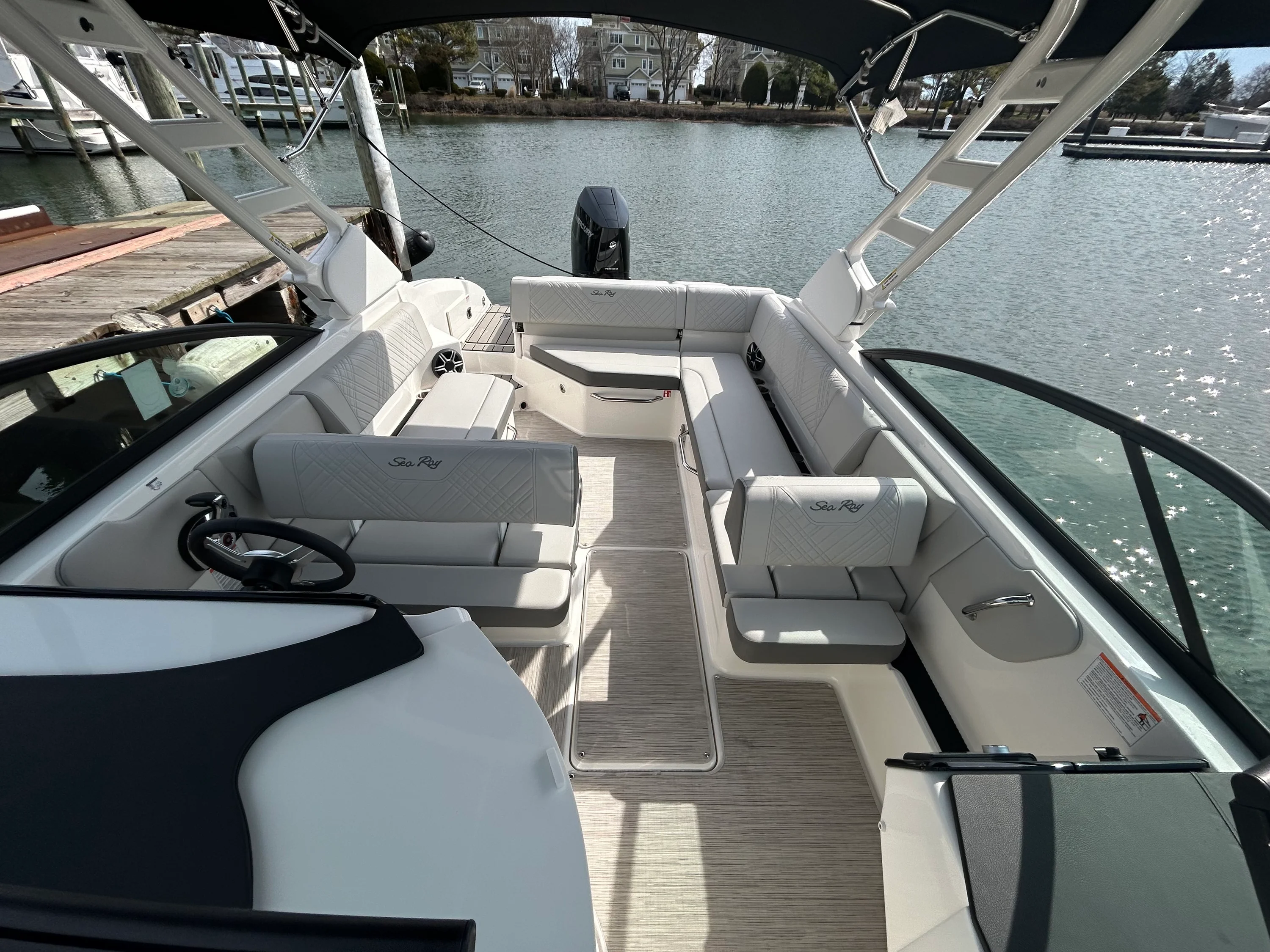 2026 Sea Ray SDX 270 Outboard Image Thumbnail #23