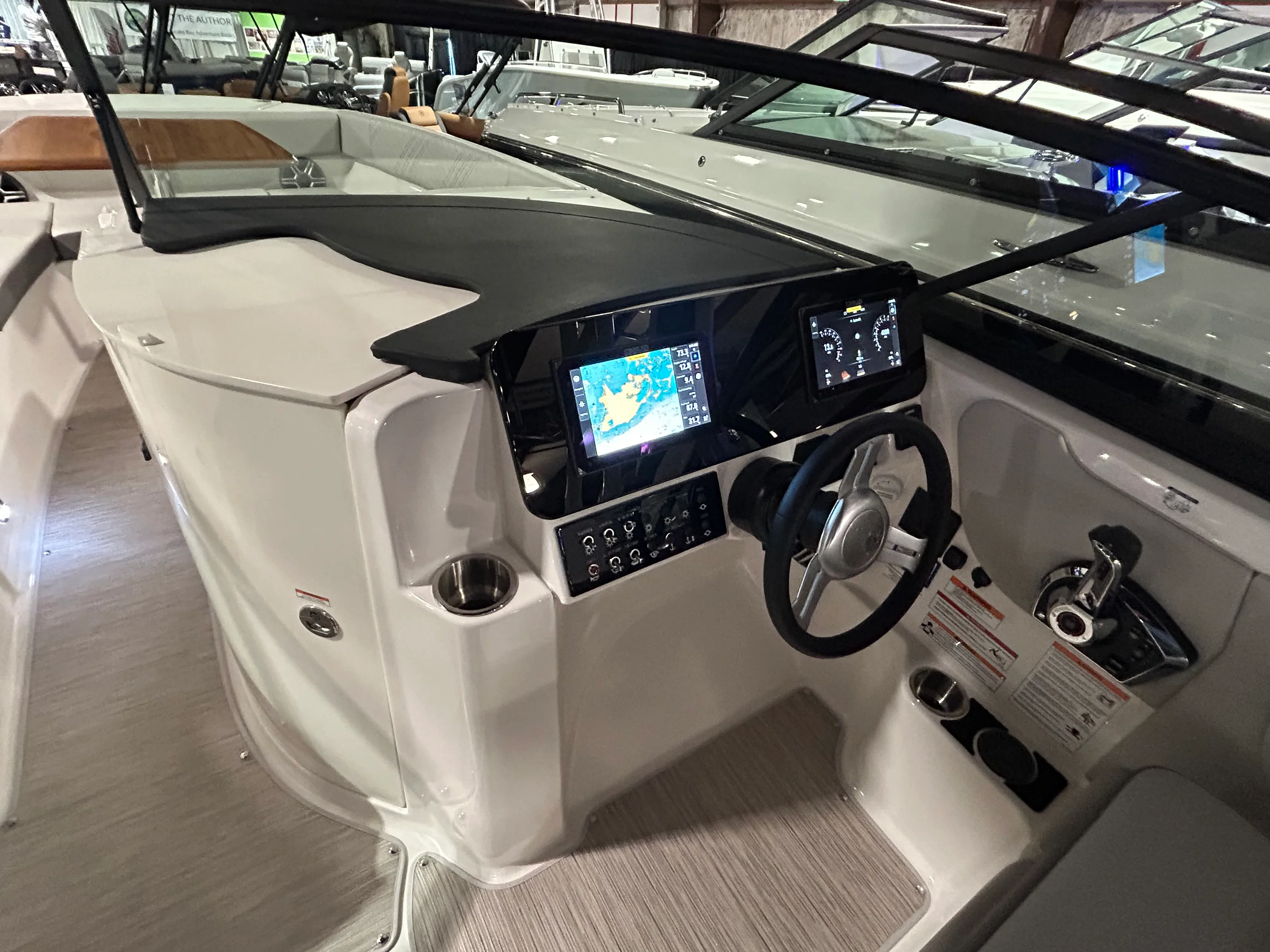 2026 Sea Ray SDX 270 Outboard Image Thumbnail #11