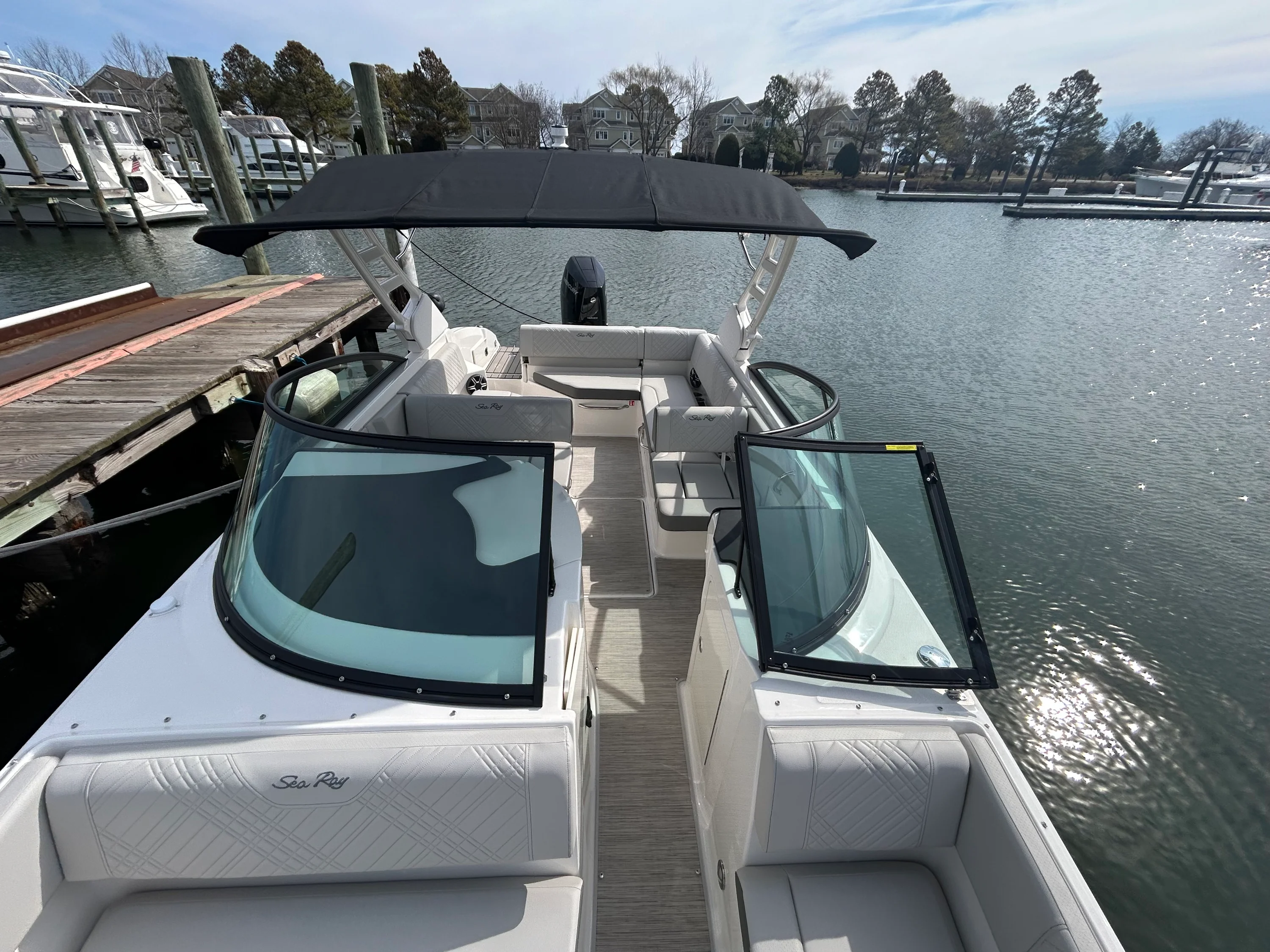 2026 Sea Ray SDX 270 Outboard Image Thumbnail #32