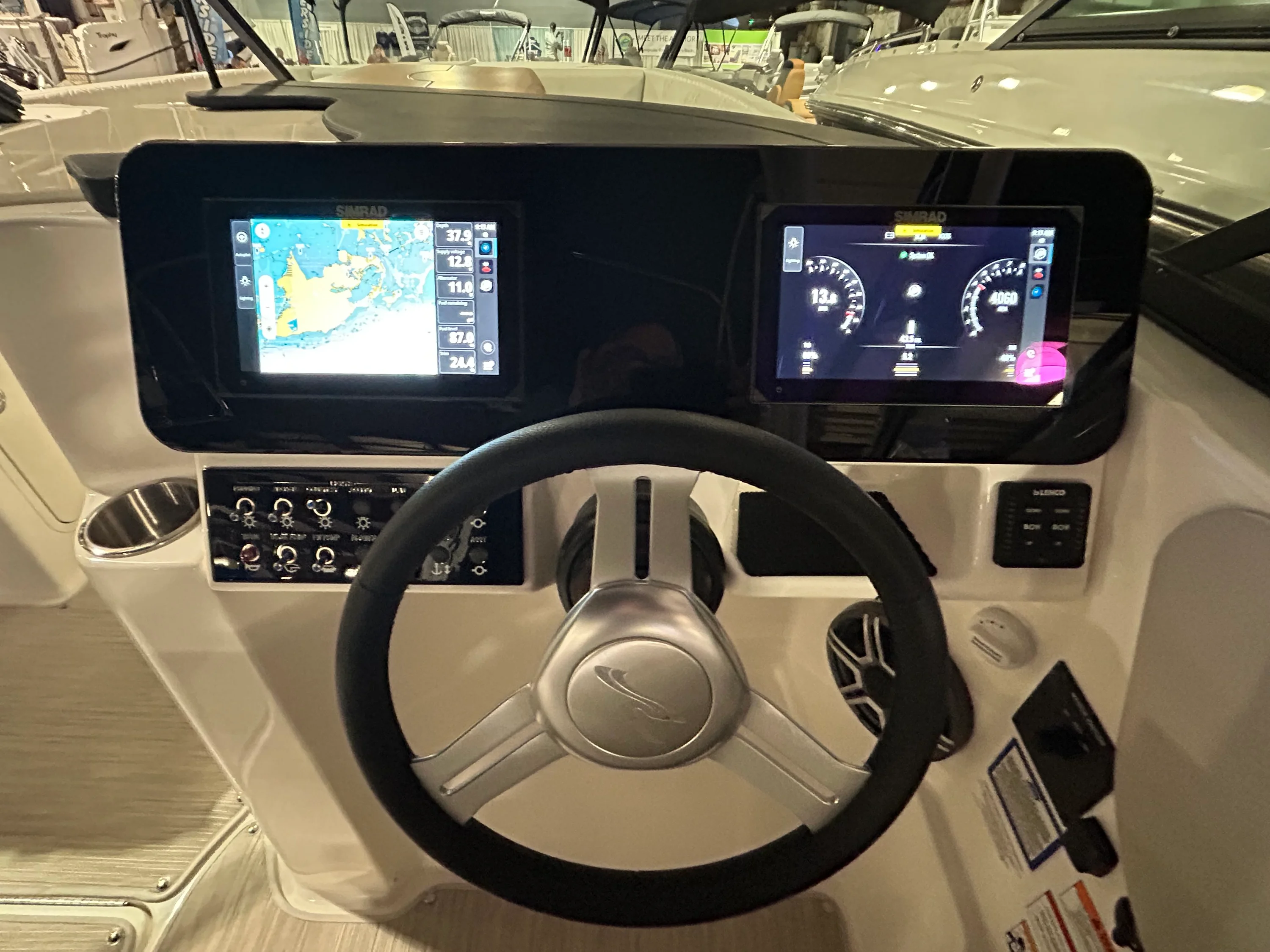 2026 Sea Ray SDX 270 Outboard Image Thumbnail #15