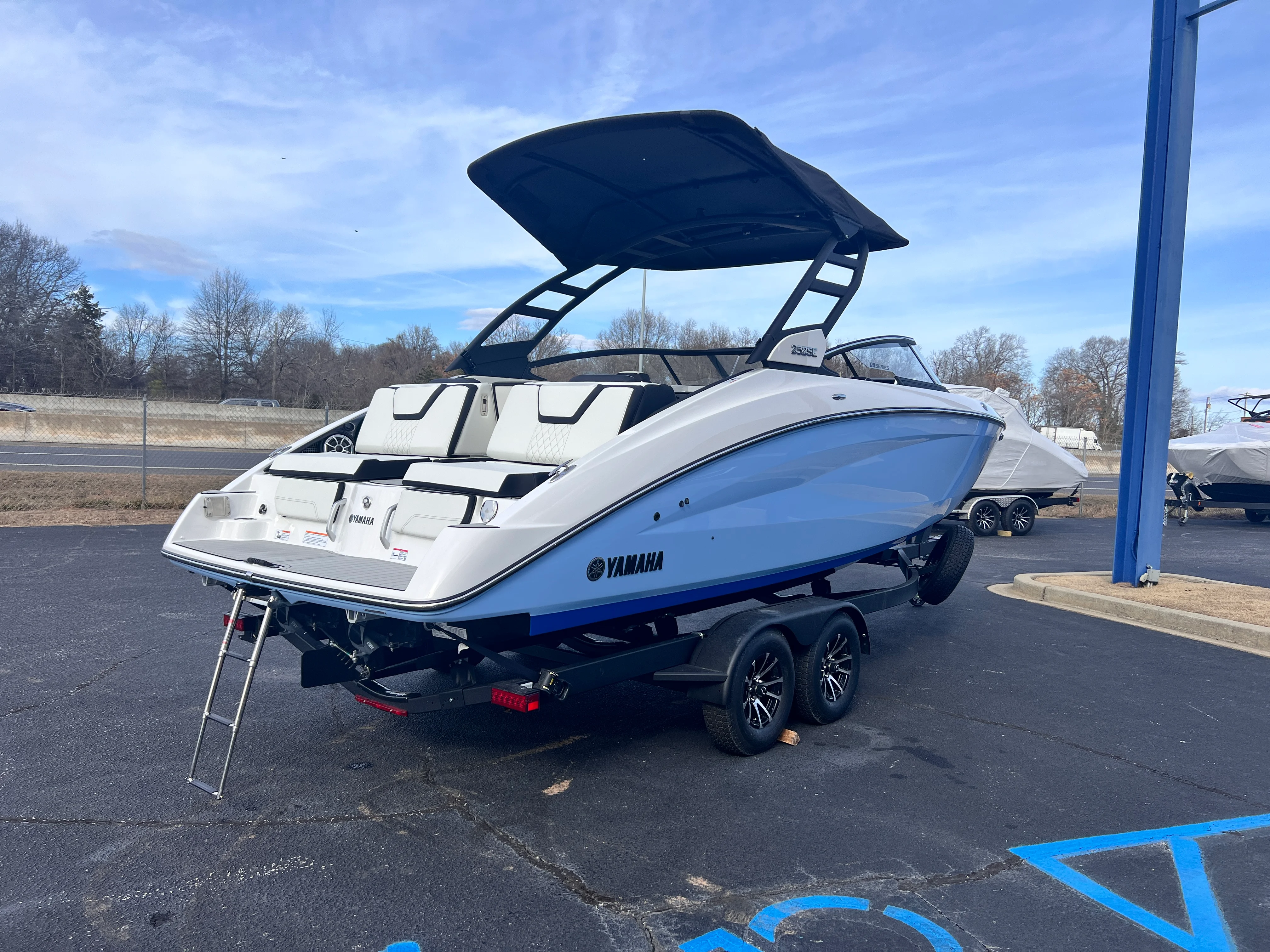 2026 Yamaha 252SE Image Thumbnail #3