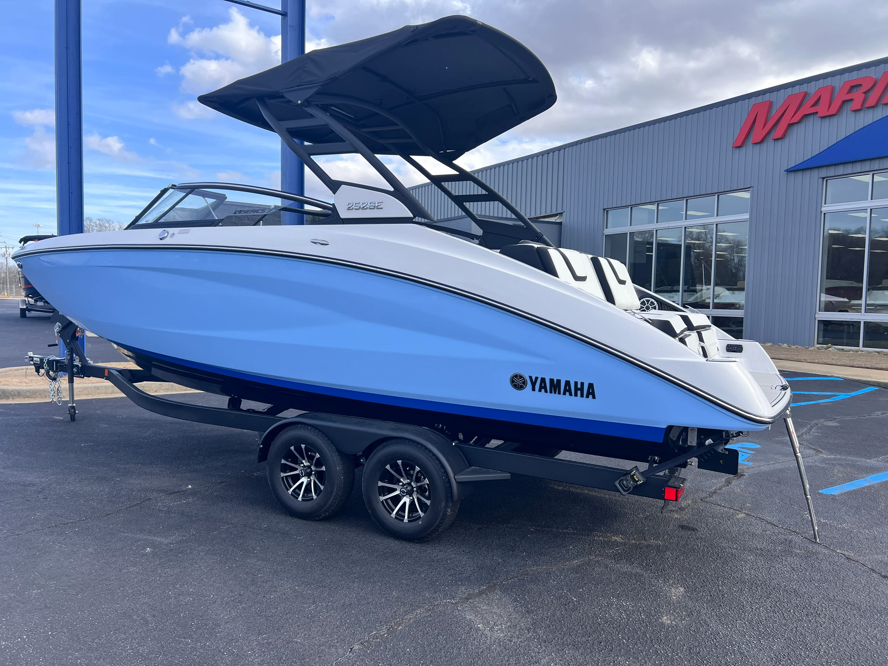 2026 Yamaha 252SE Image Thumbnail #2