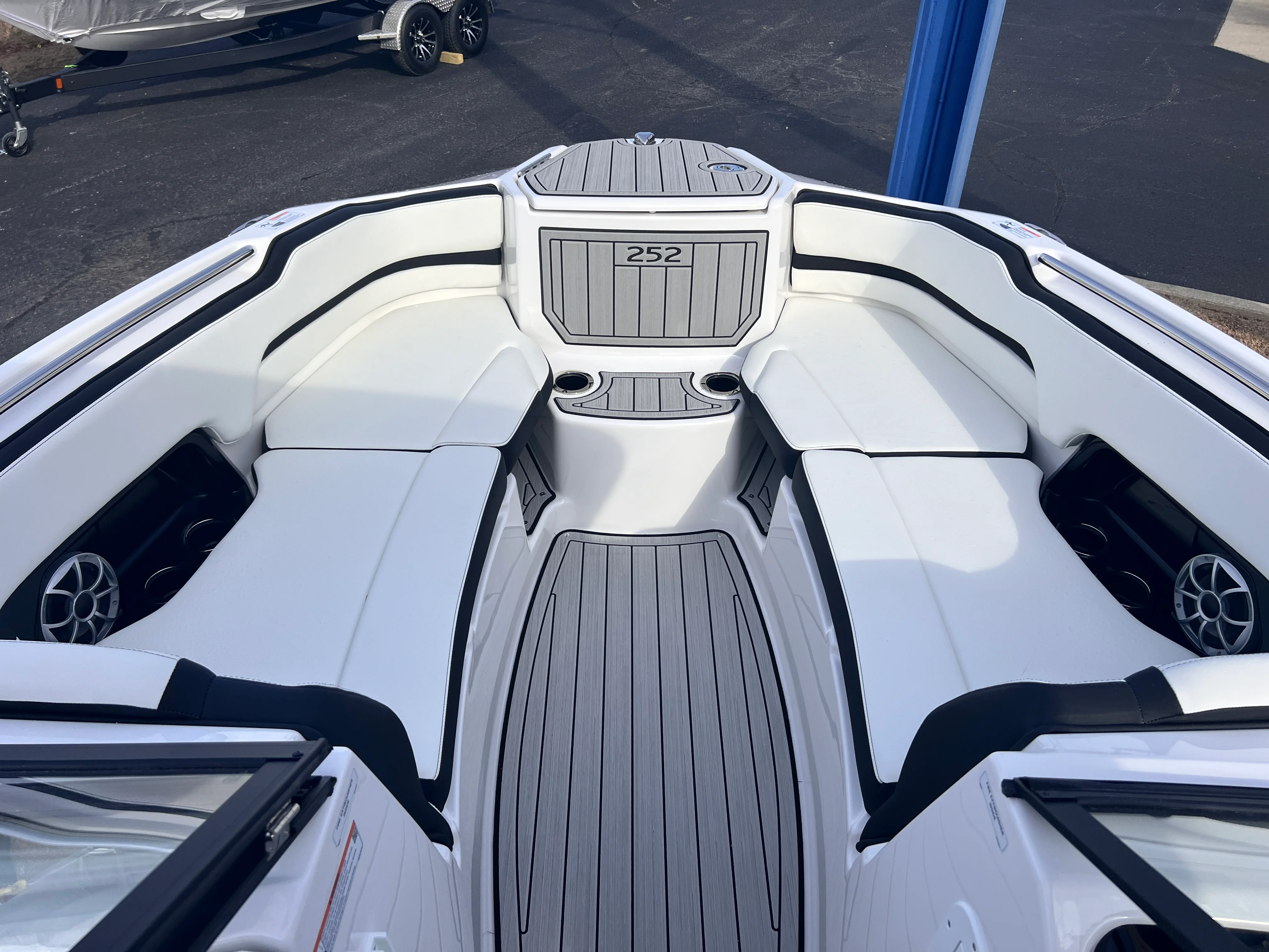 2026 Yamaha 252SE Image Thumbnail #6