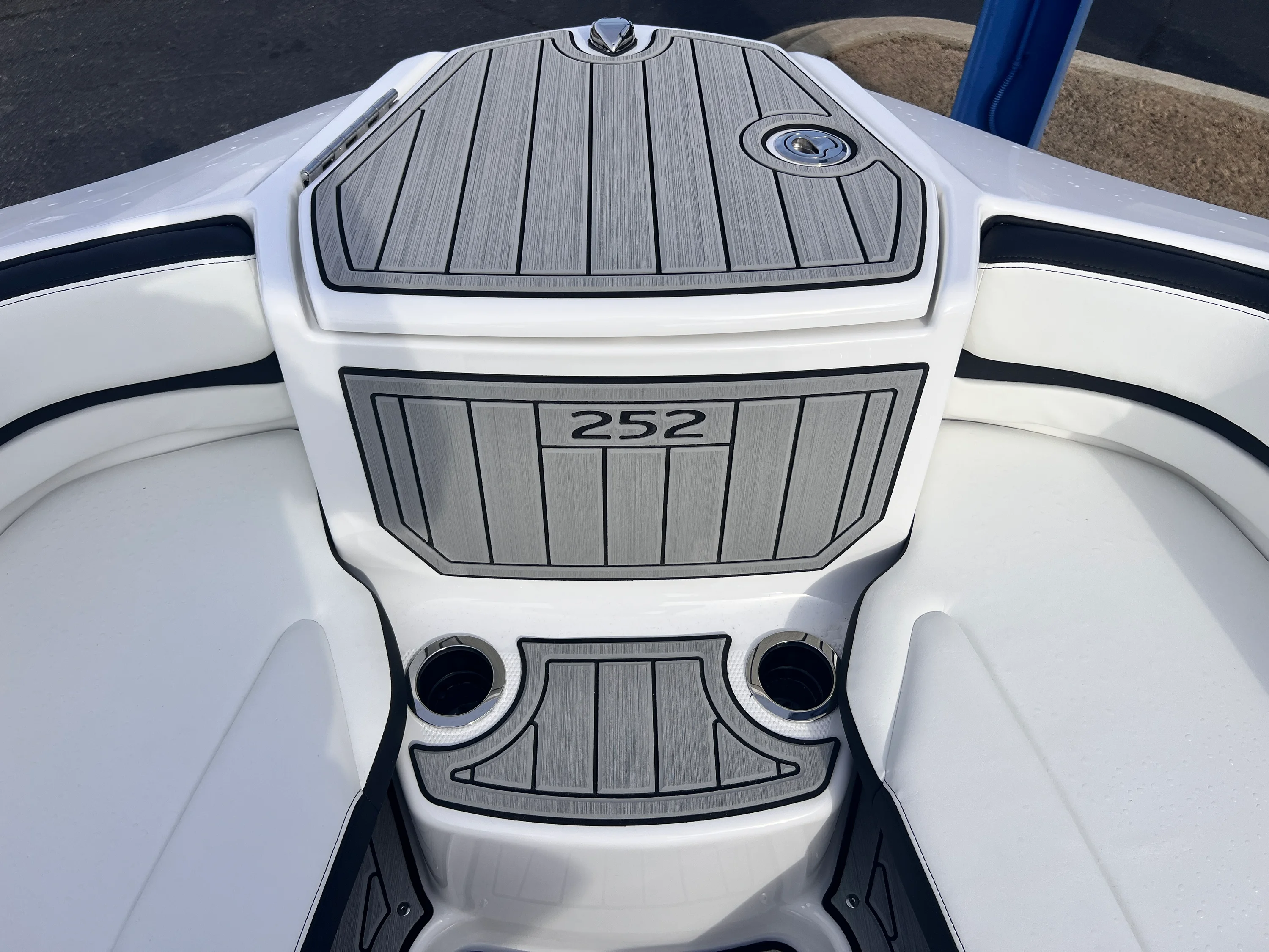 2026 Yamaha 252SE Image Thumbnail #8