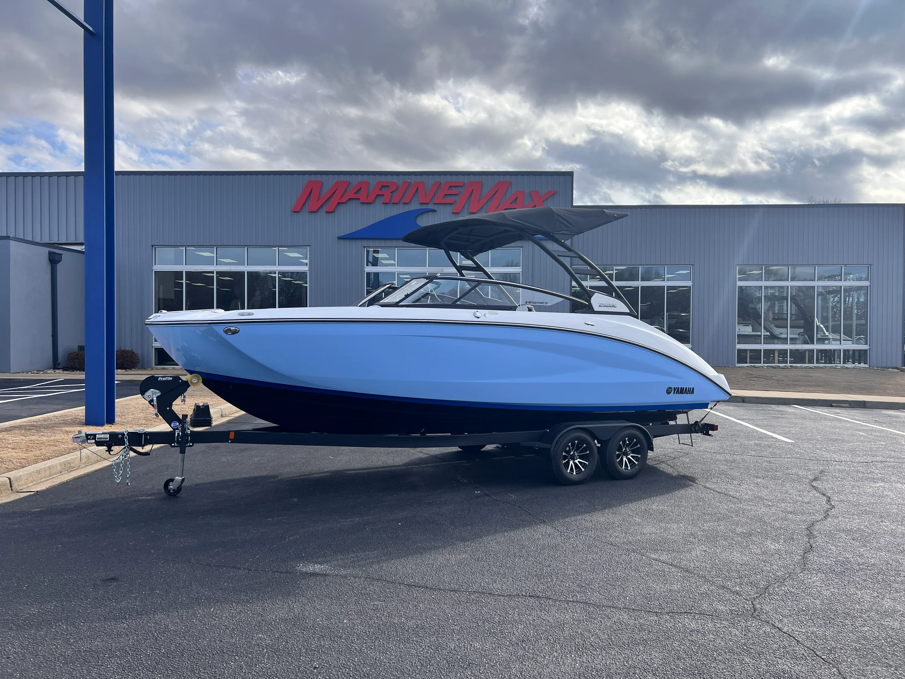 2026 Yamaha 252SE Image Thumbnail #0