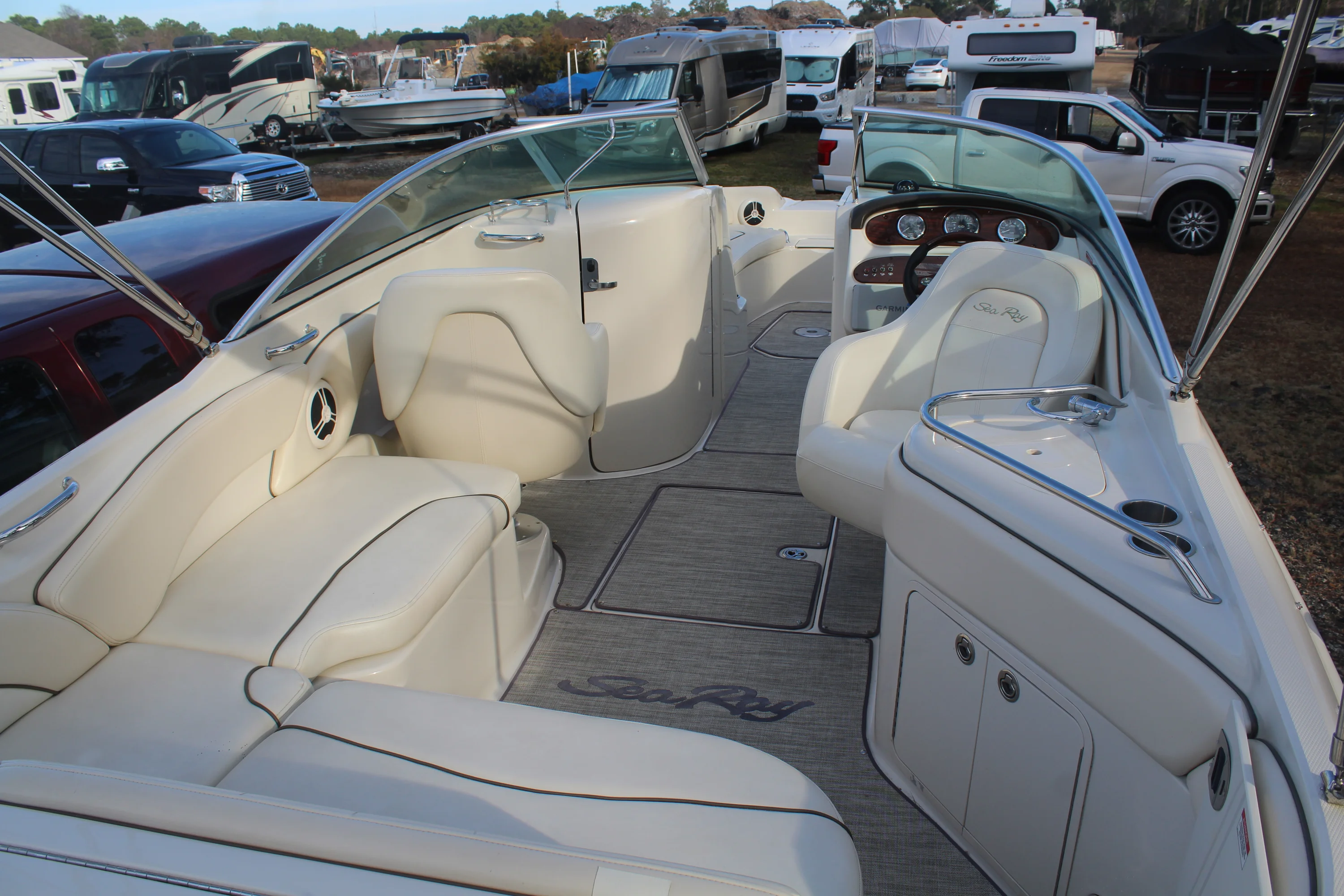 2008 Sea Ray 240 SUNDECK Image Thumbnail #4