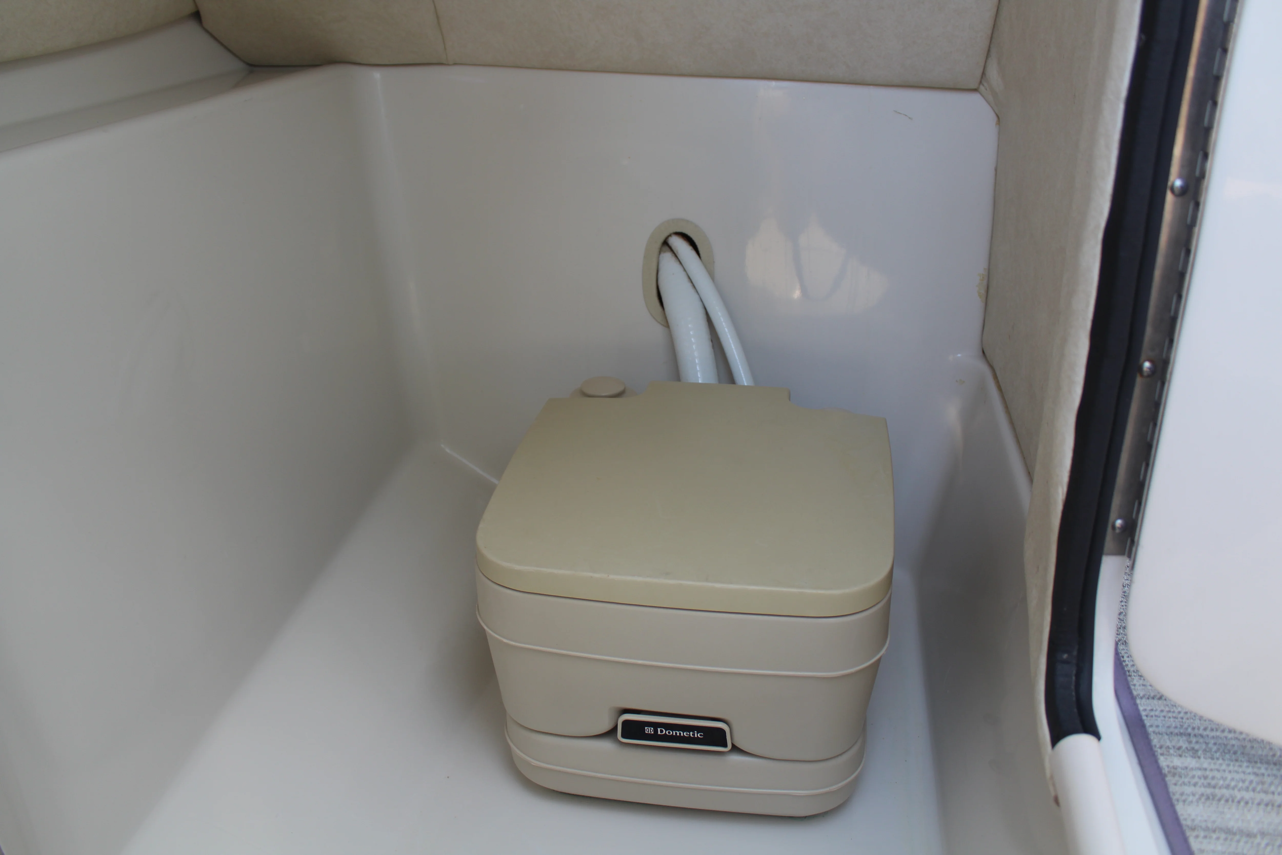 2008 Sea Ray 240 SUNDECK Image Thumbnail #26