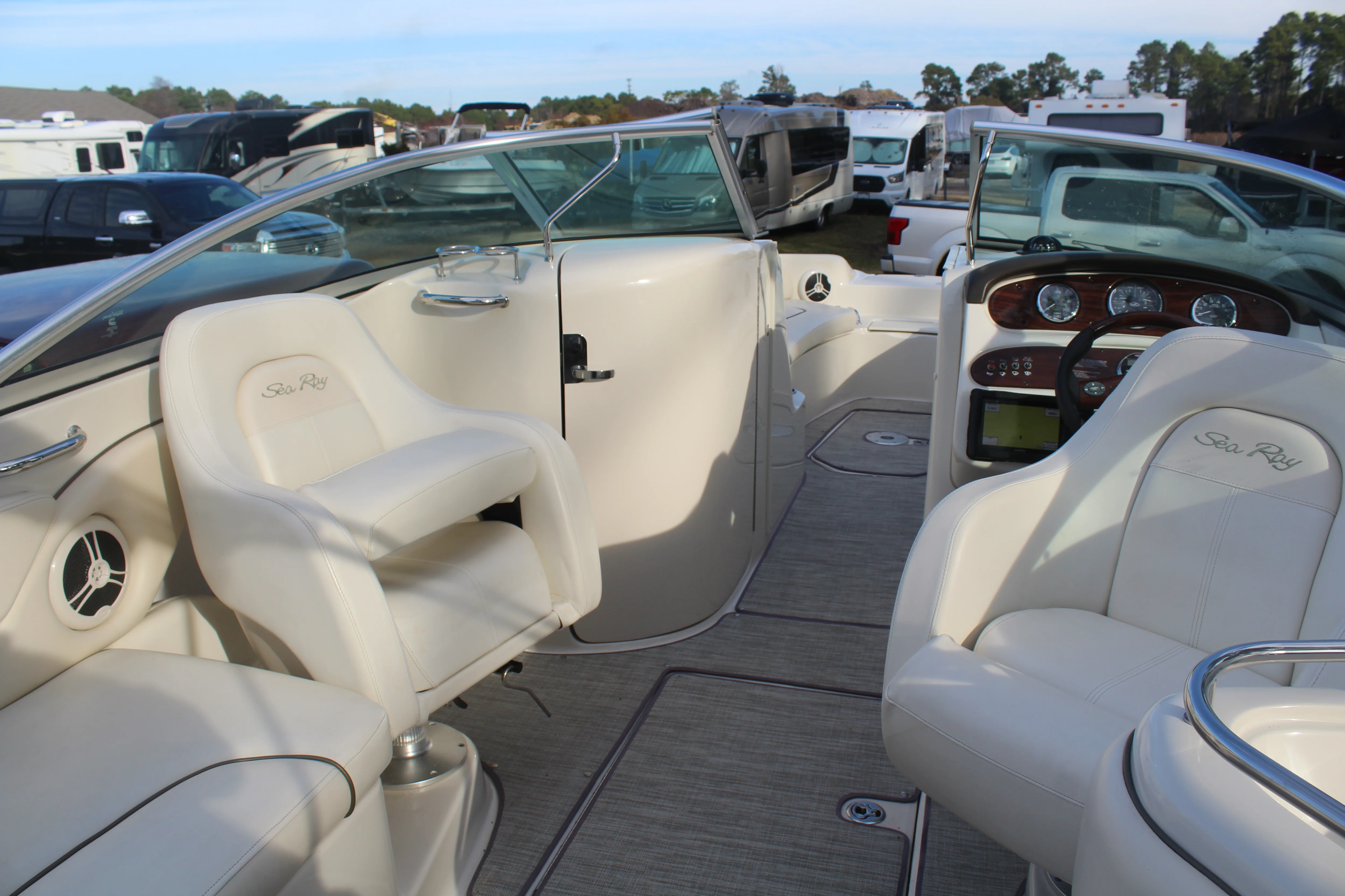 2008 Sea Ray 240 SUNDECK Image Thumbnail #9