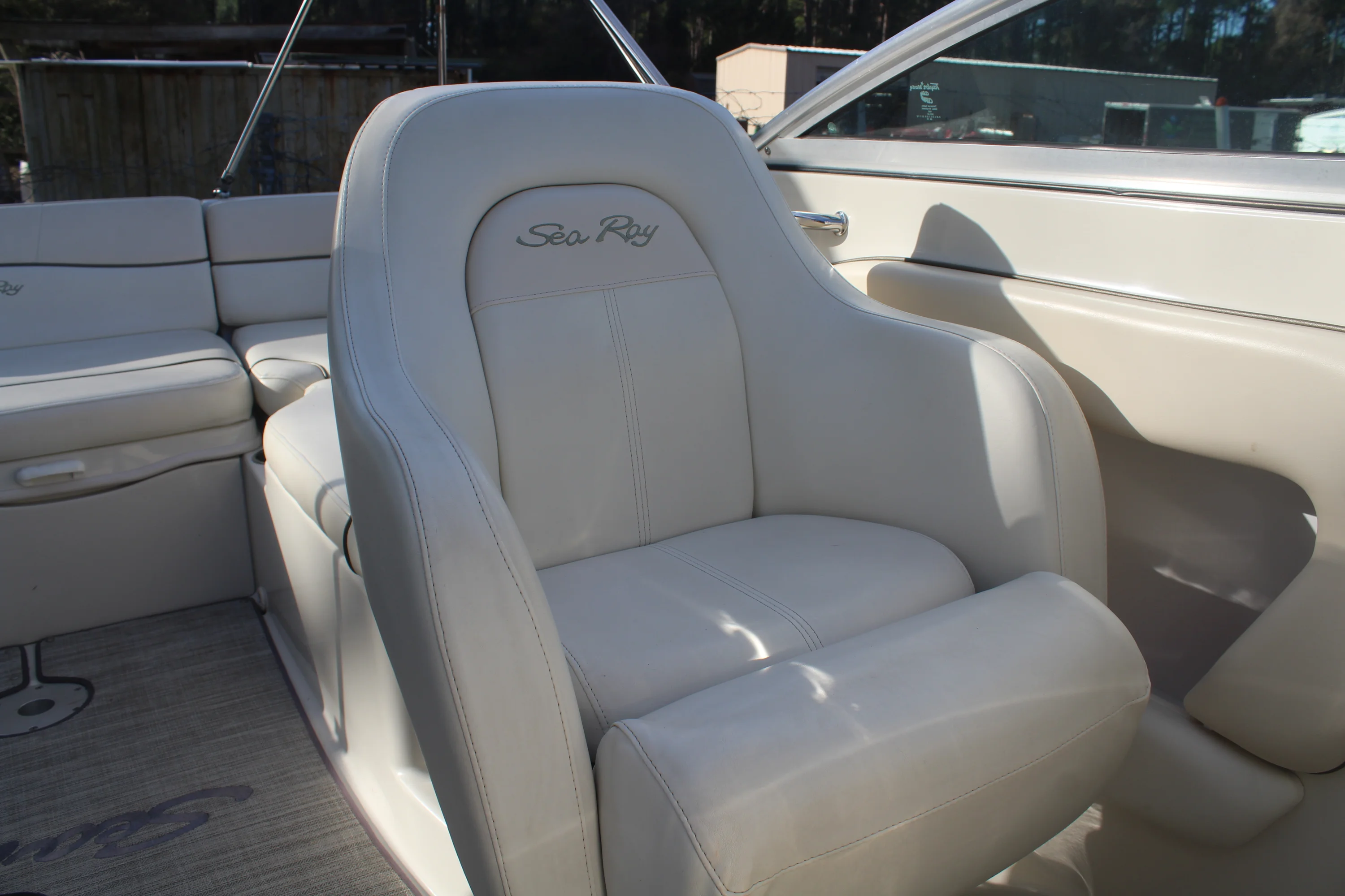 2008 Sea Ray 240 SUNDECK Image Thumbnail #6