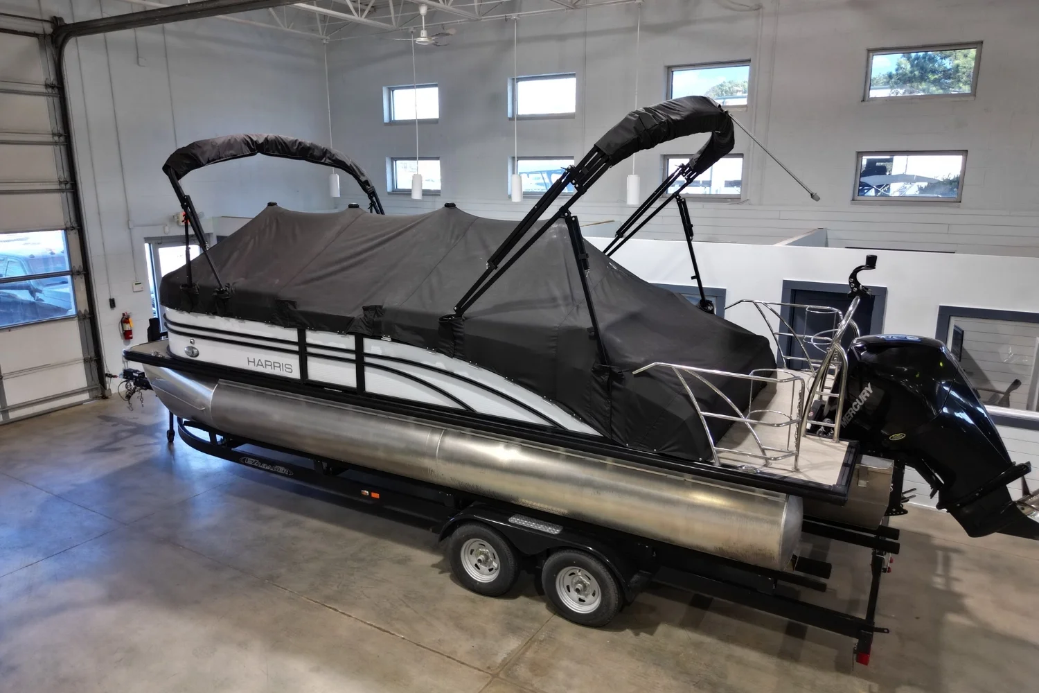 2023 Harris SUNLINER 230 Image Thumbnail #26