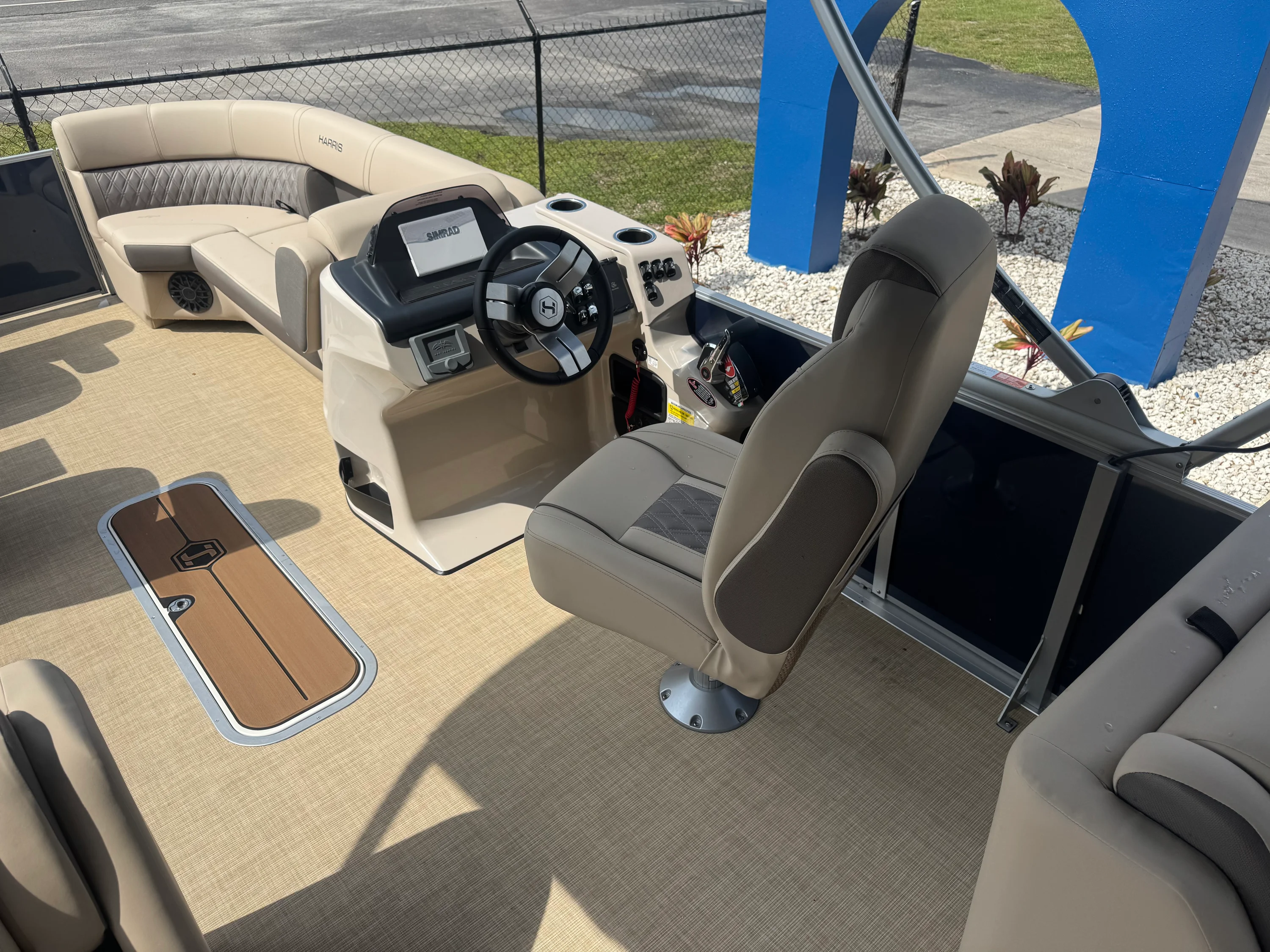 2026 Harris CRUISER 230 Image Thumbnail #7