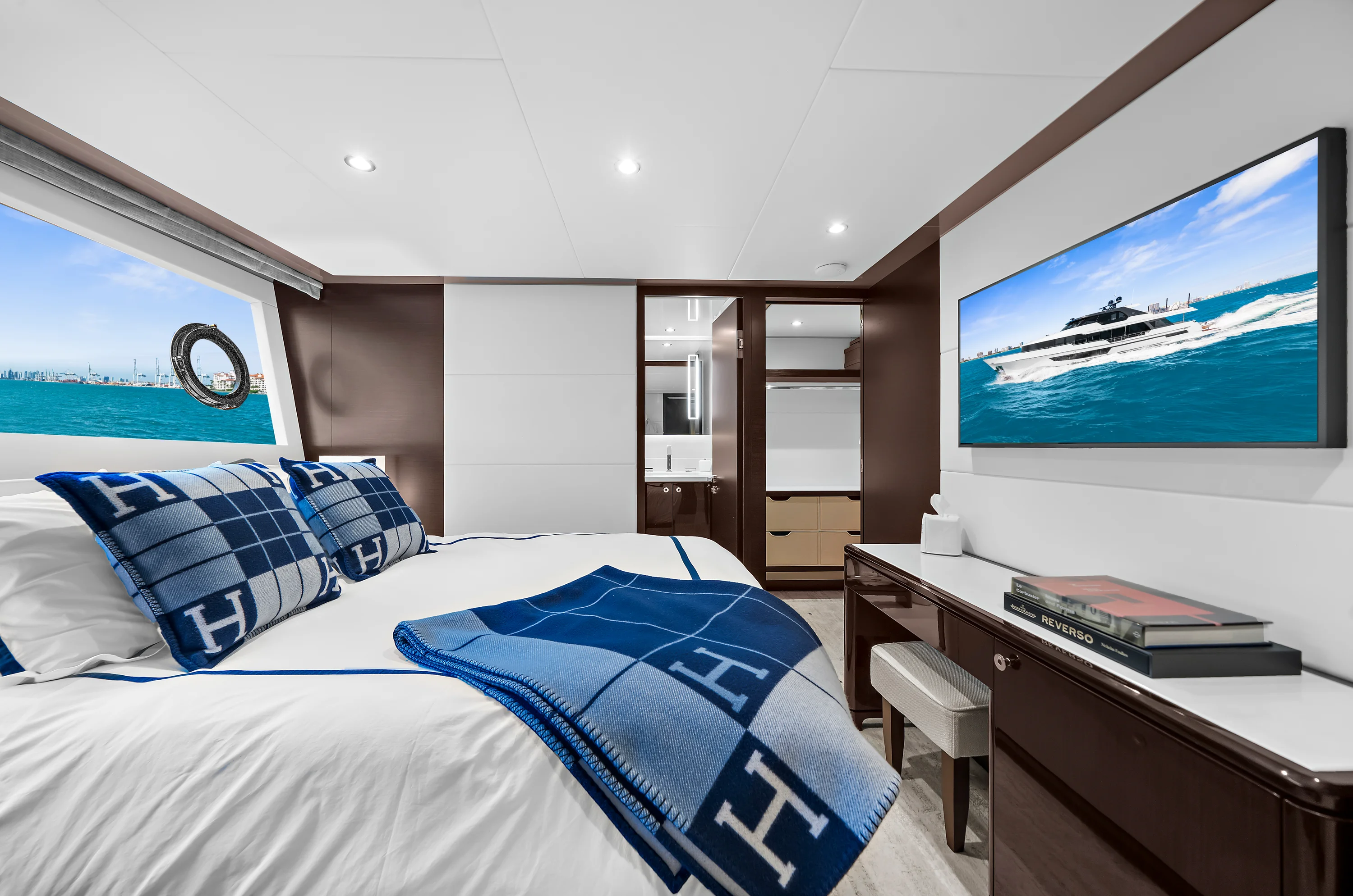 2024 Ocean Alexander 32 L Image Thumbnail #60