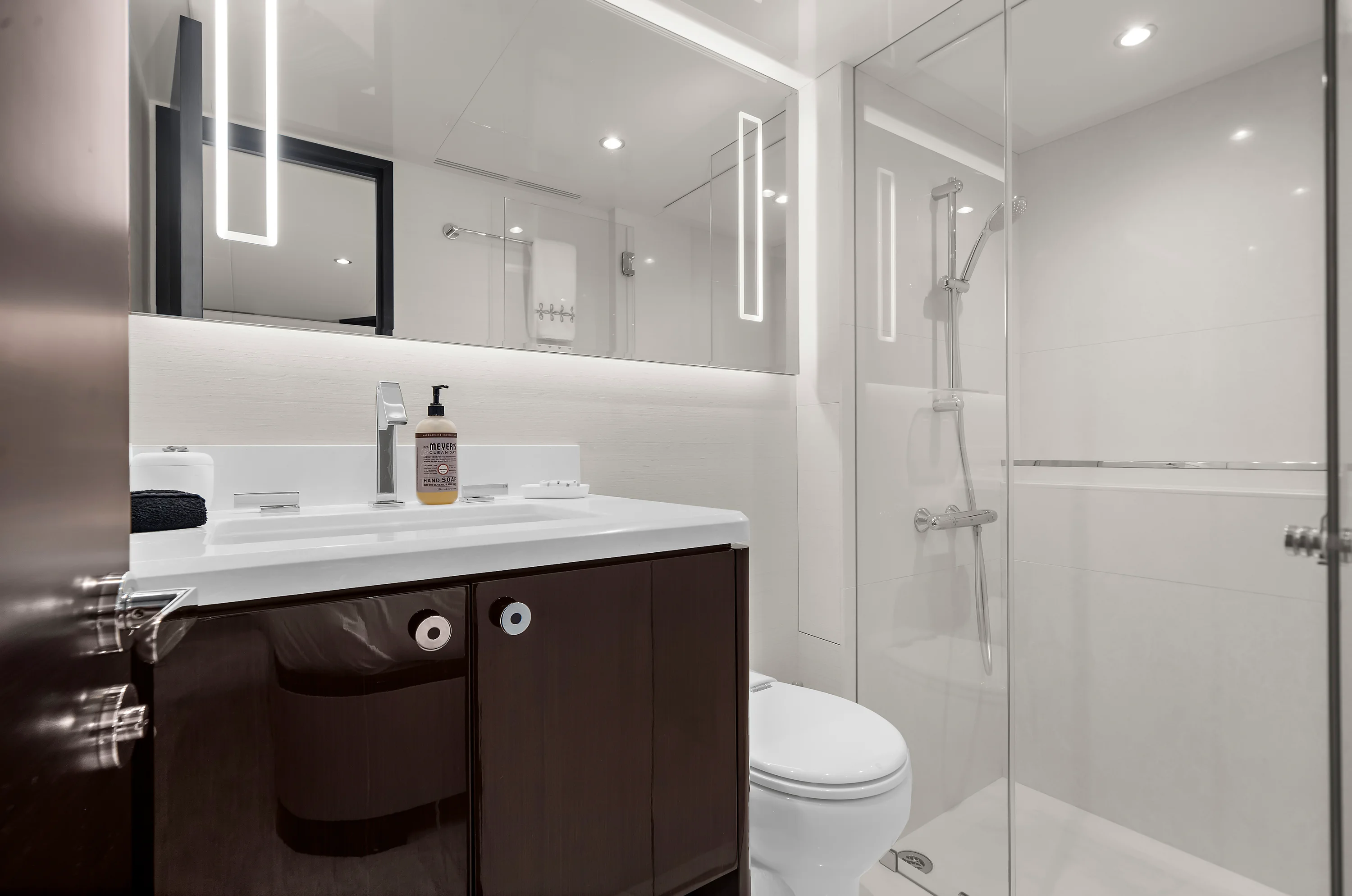 2024 Ocean Alexander 32 L Image Thumbnail #68