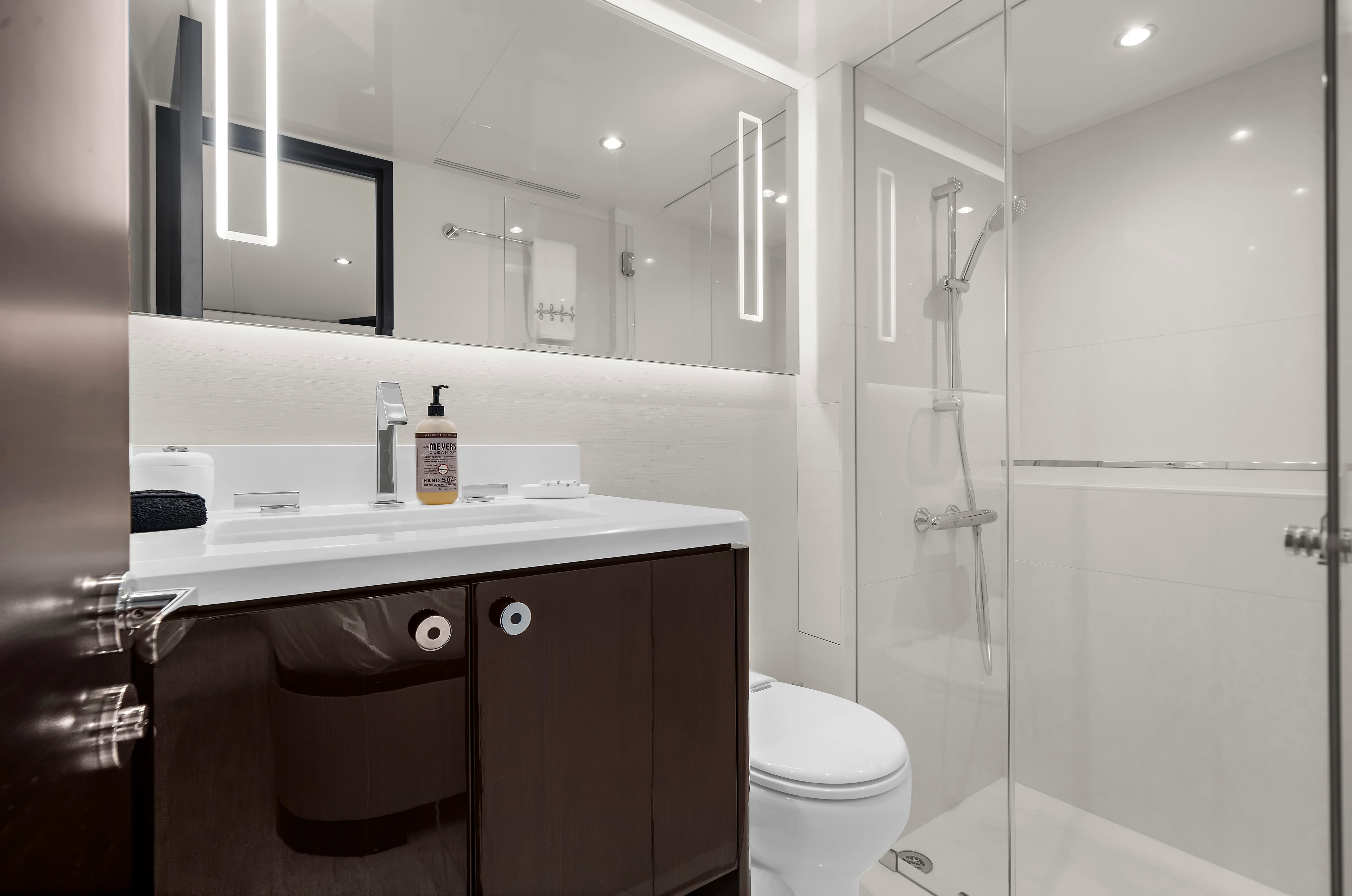 2024 Ocean Alexander 32 L Image Thumbnail #68