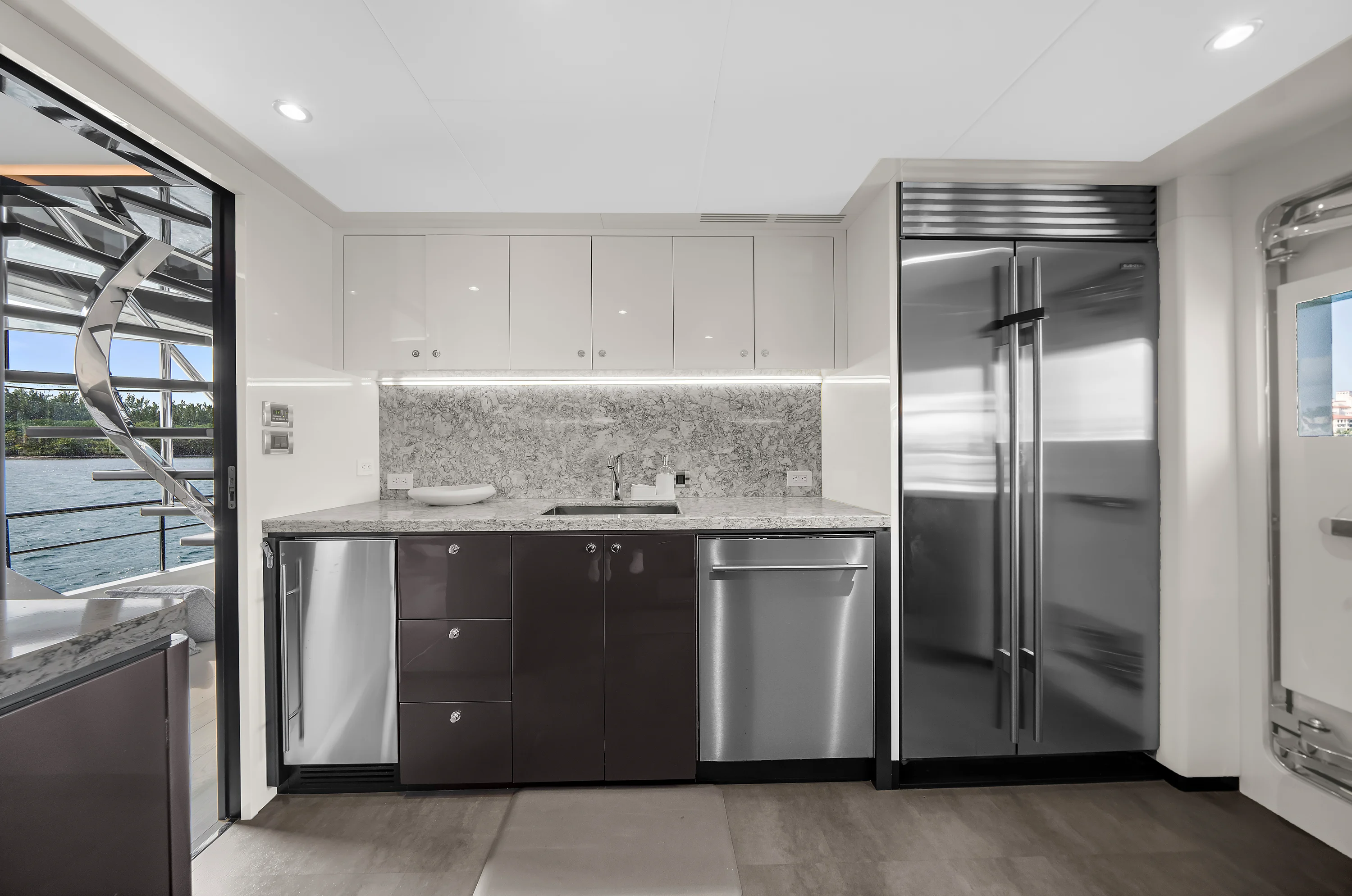 2024 Ocean Alexander 32 L Image Thumbnail #43