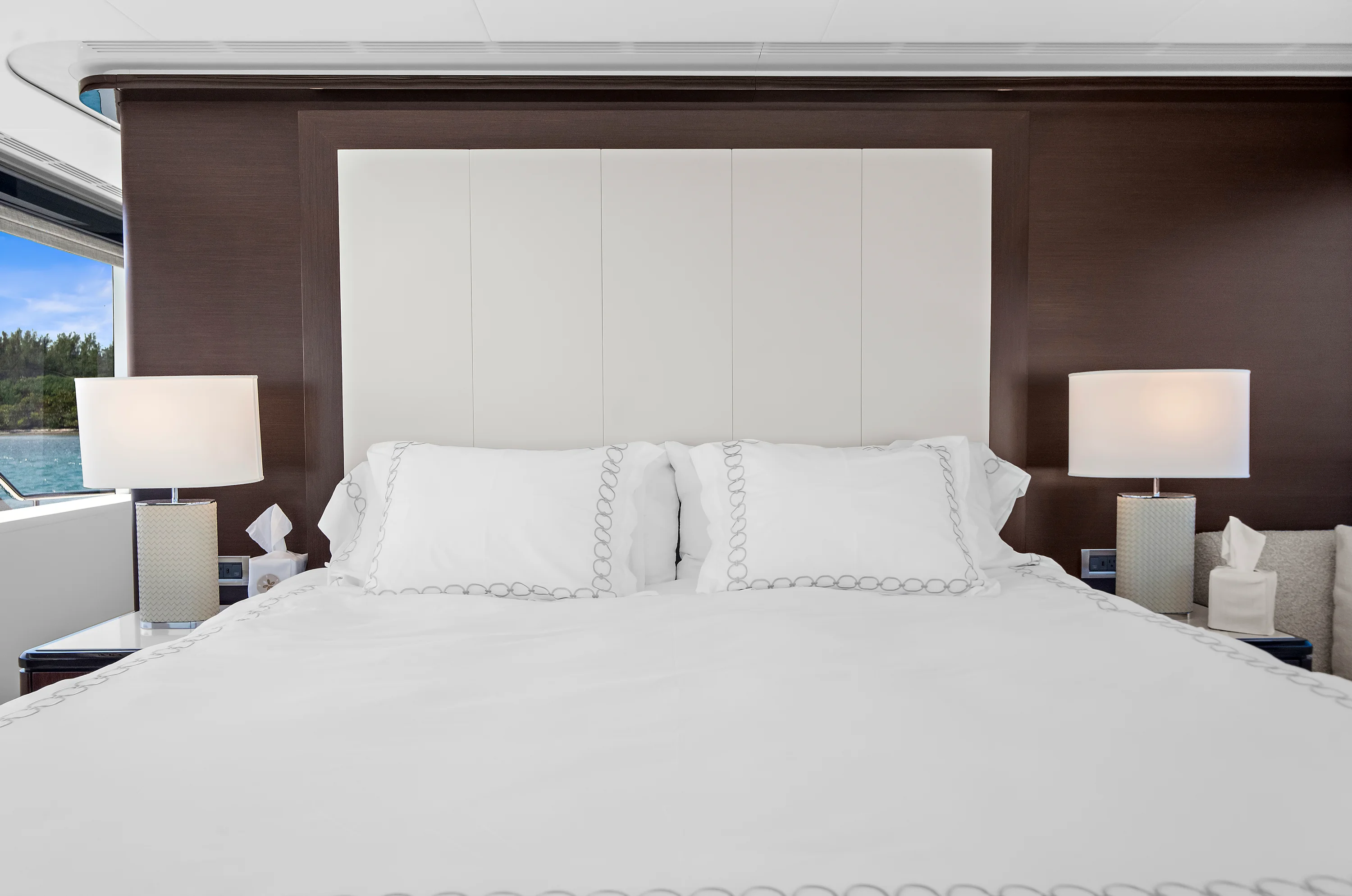 2024 Ocean Alexander 32 L Image Thumbnail #52