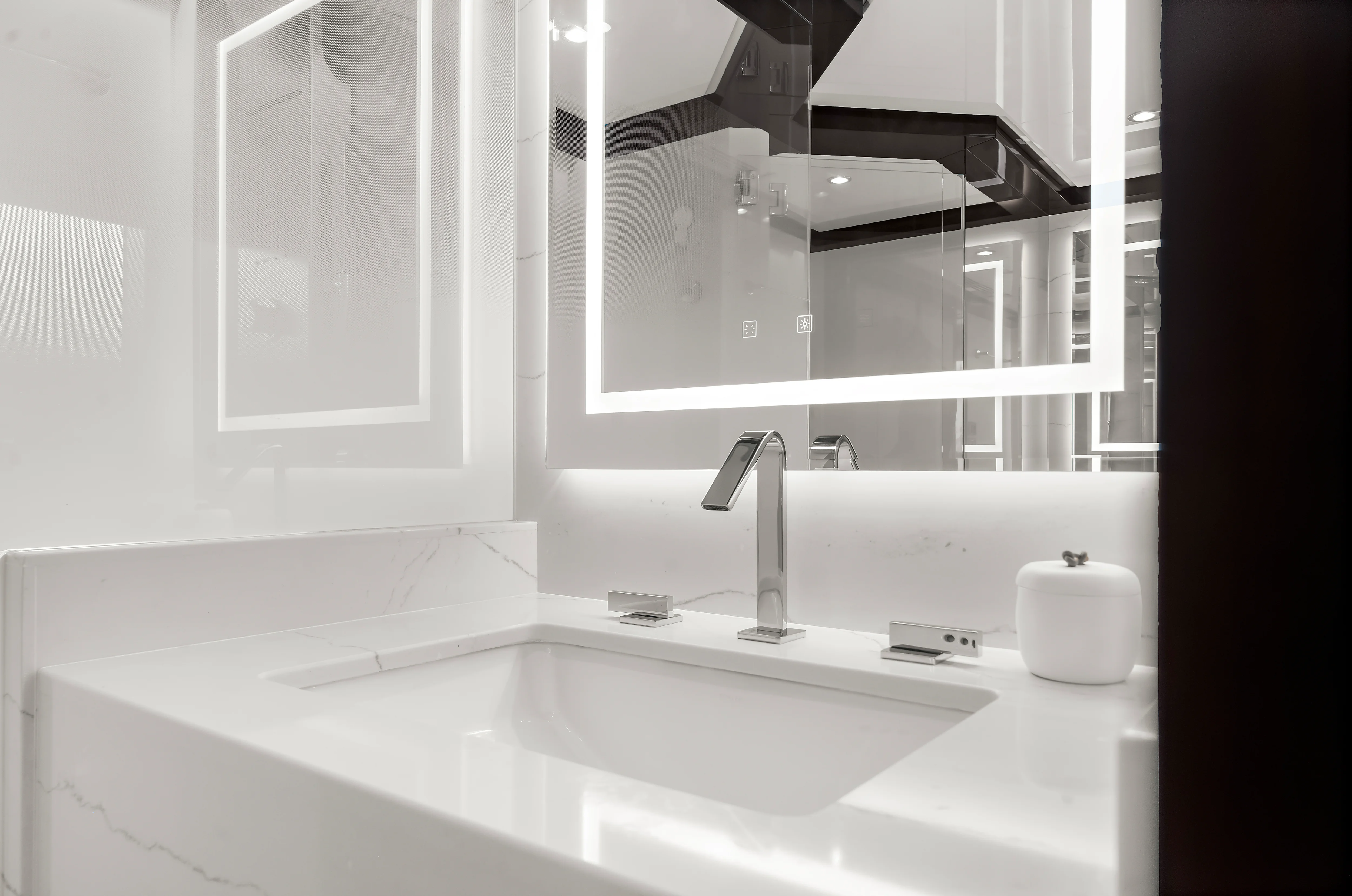 2024 Ocean Alexander 32 L Image Thumbnail #56