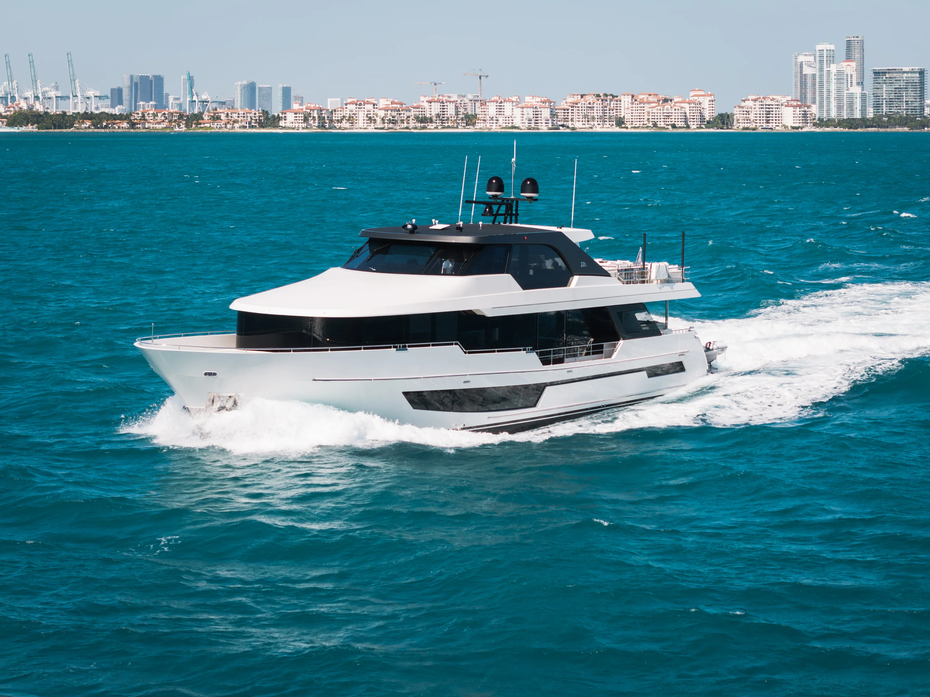 2024 Ocean Alexander 32 L Image Thumbnail #6