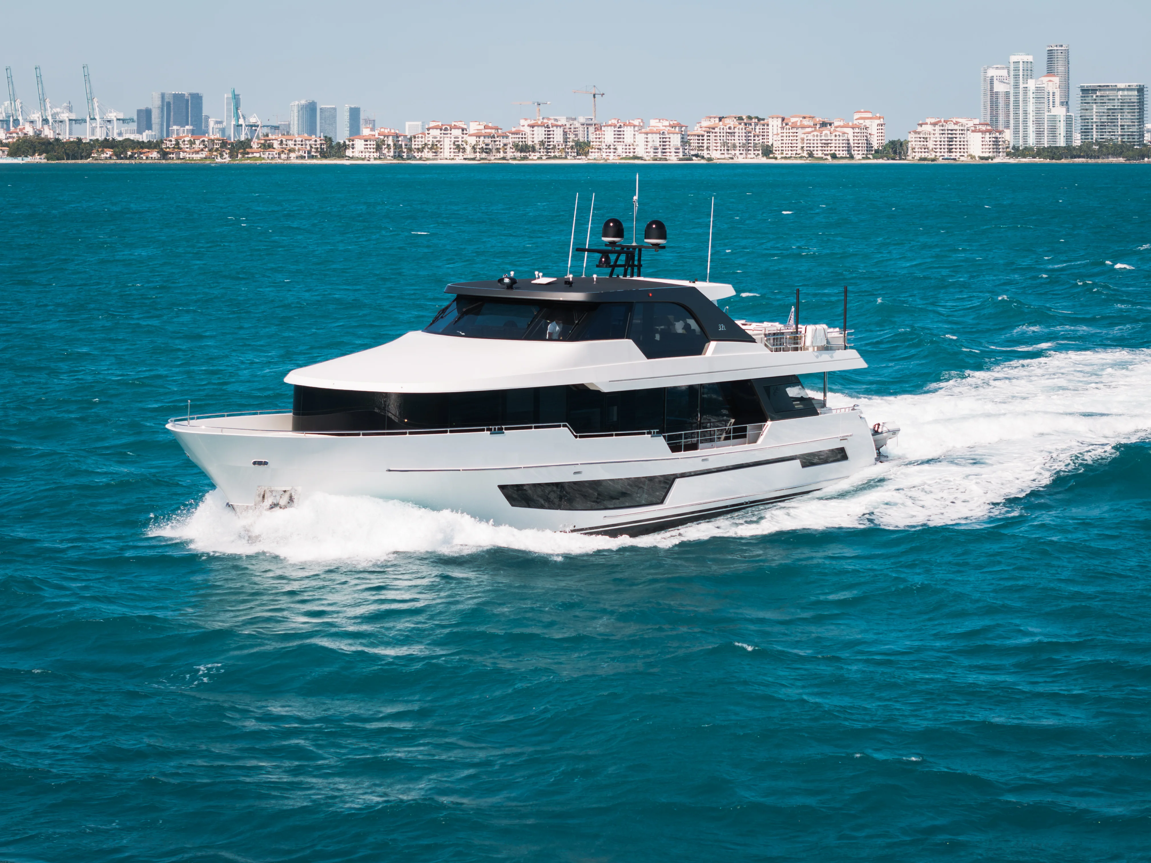 2024 Ocean Alexander 32 L Image Thumbnail #6