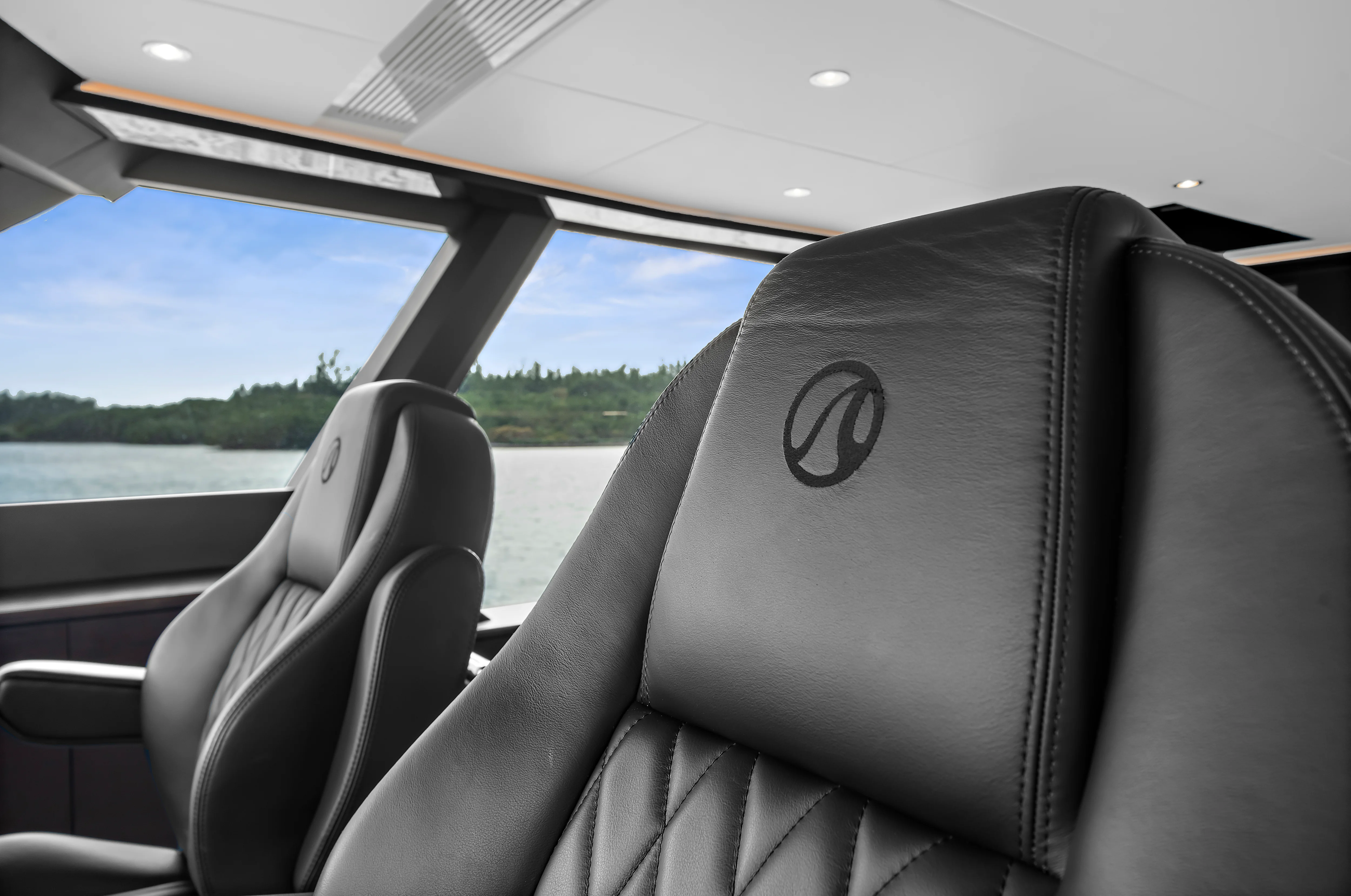 2024 Ocean Alexander 32 L Image Thumbnail #86