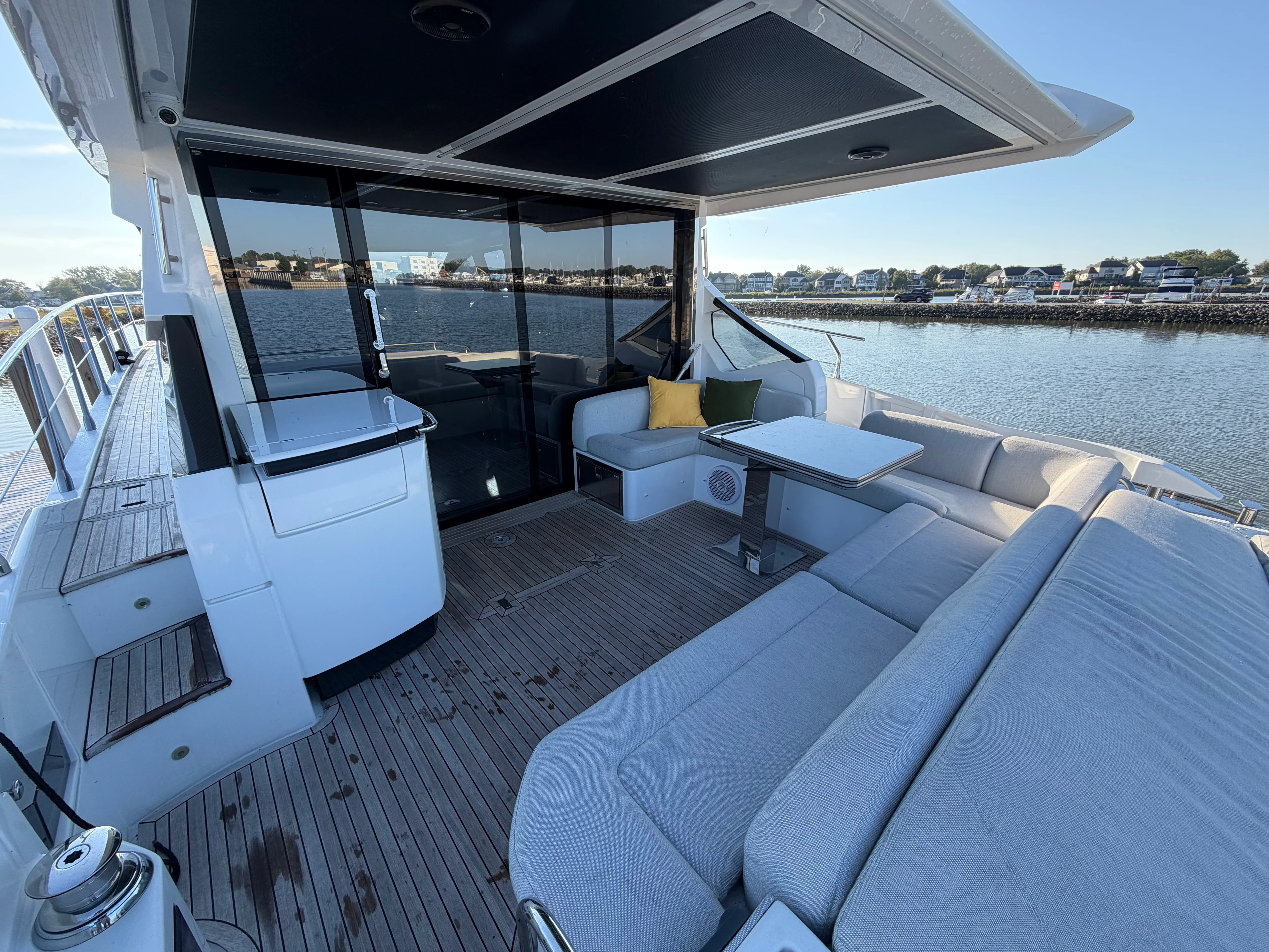 2019 Azimut S6 Image Thumbnail #9