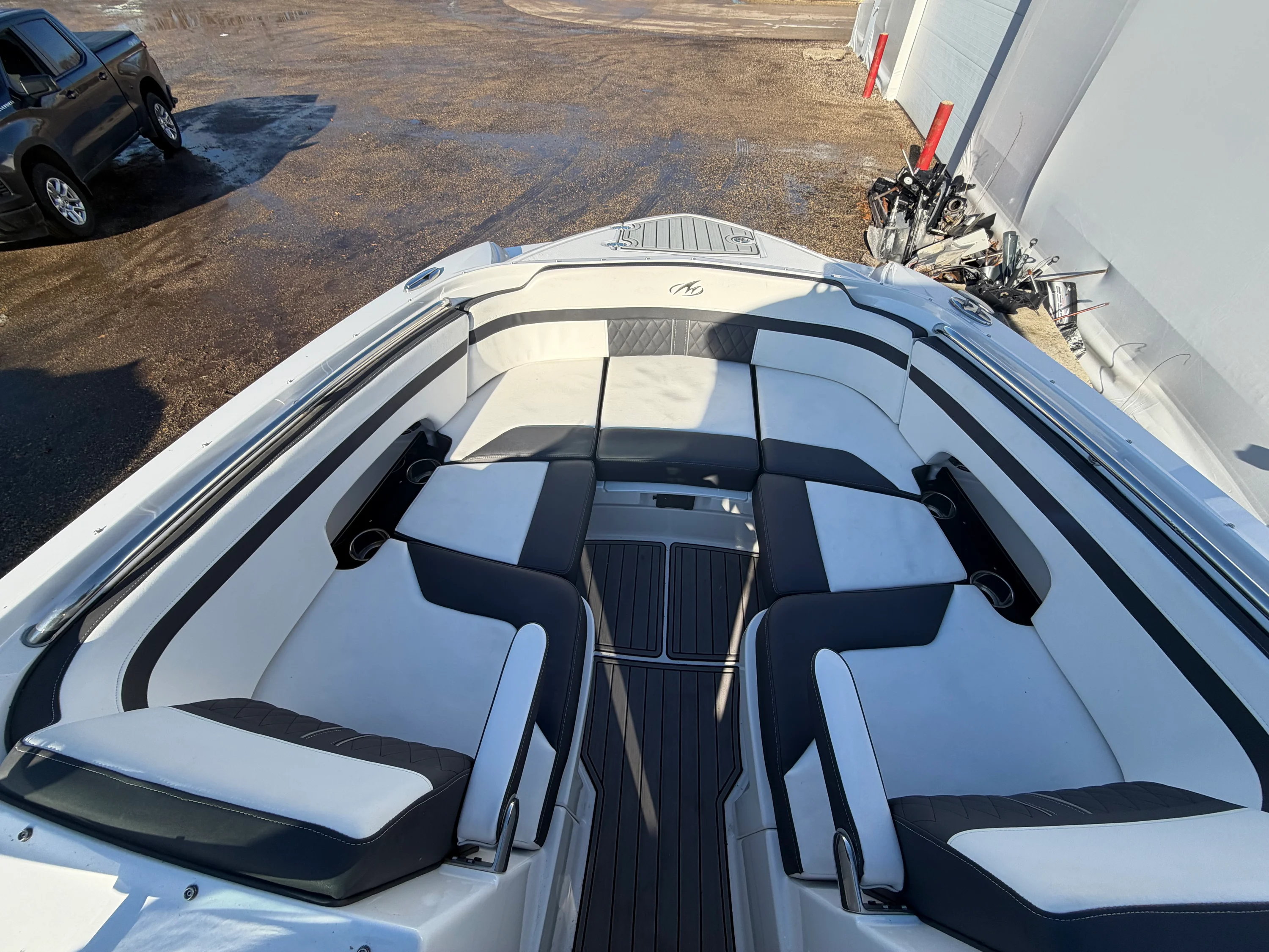 2023 Monterey M6 Image Thumbnail #41