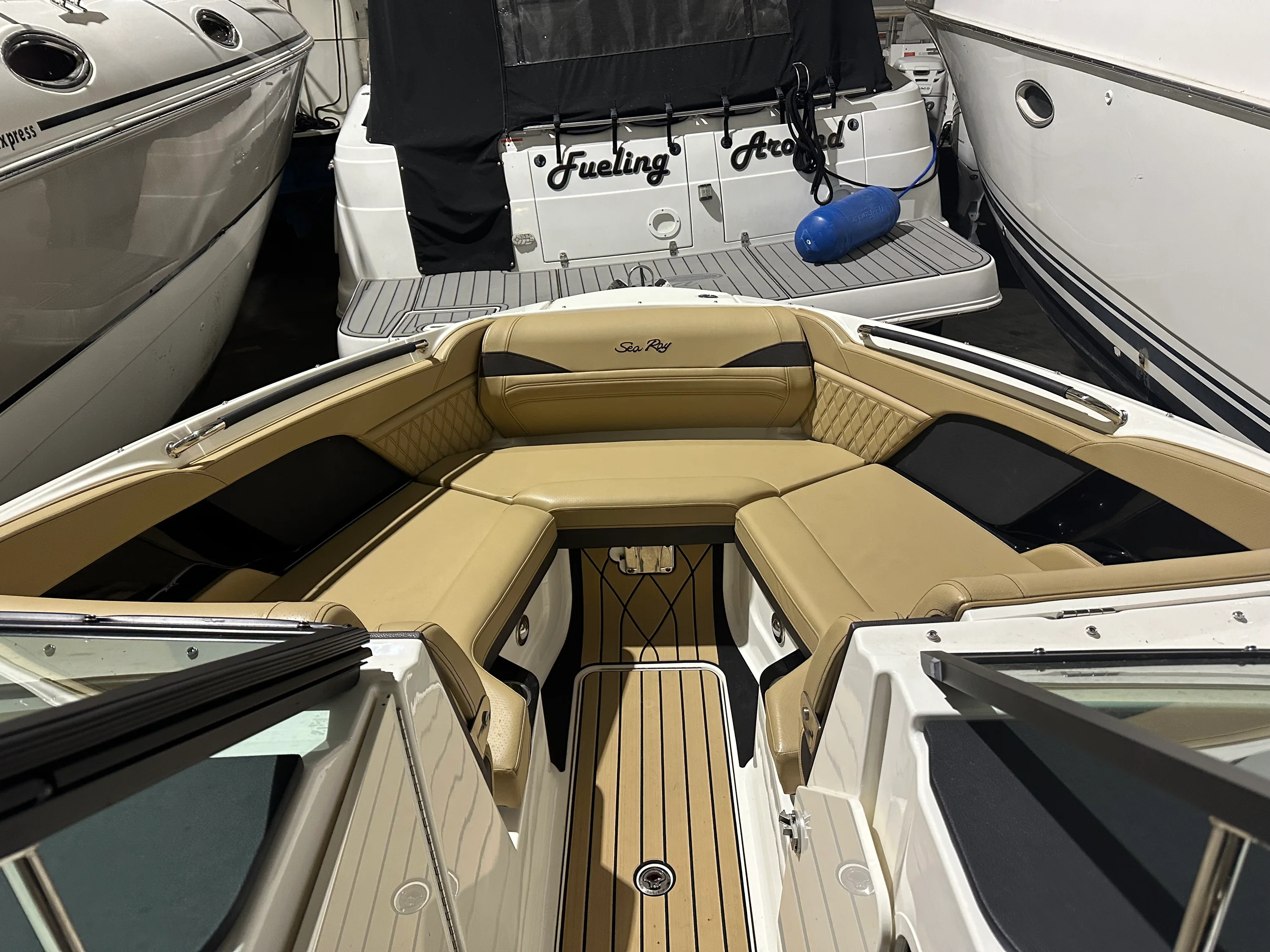 2025 Sea Ray SLX 280 Image Thumbnail #7