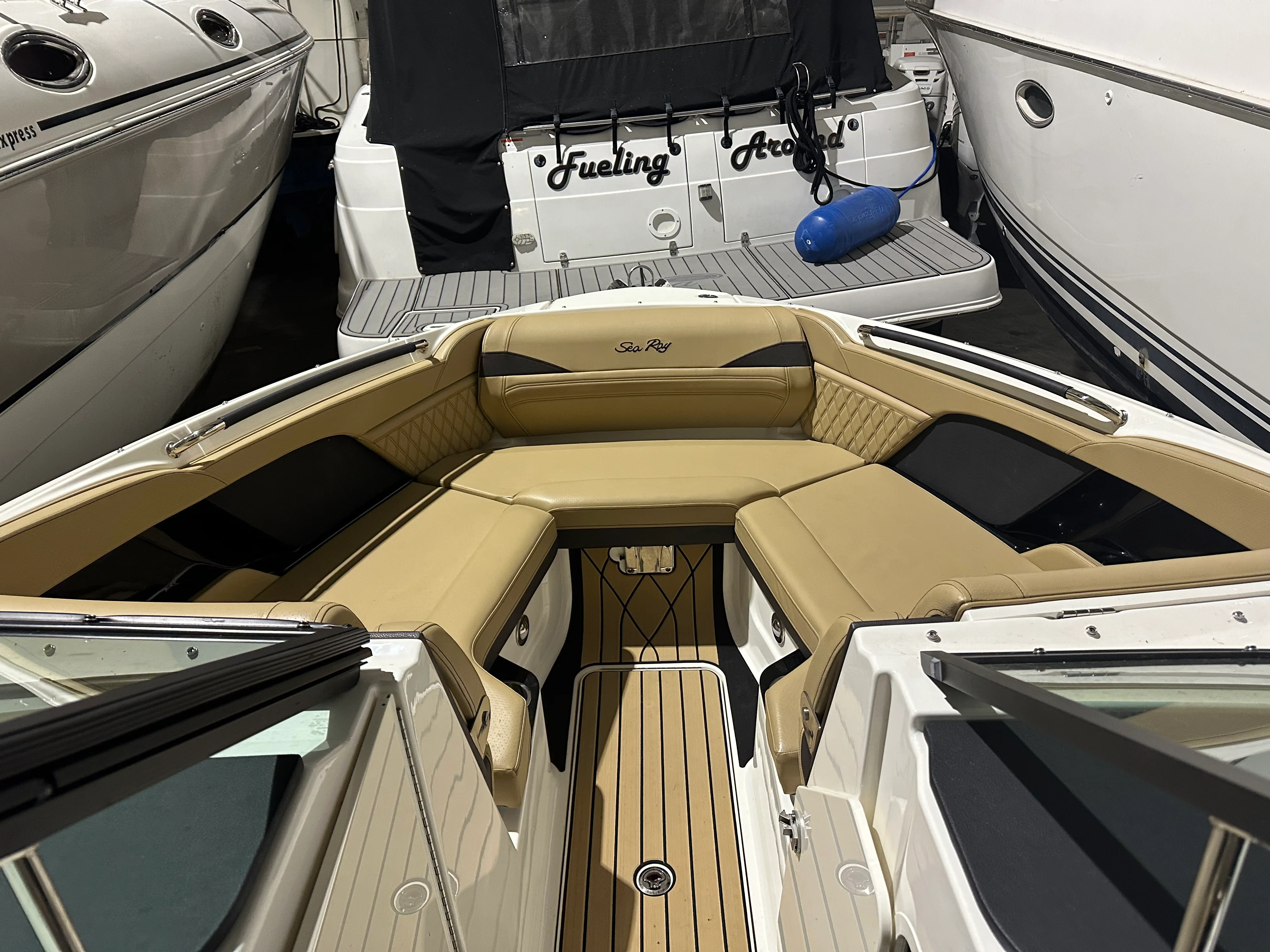 2025 Sea Ray SLX 280 Image Thumbnail #7