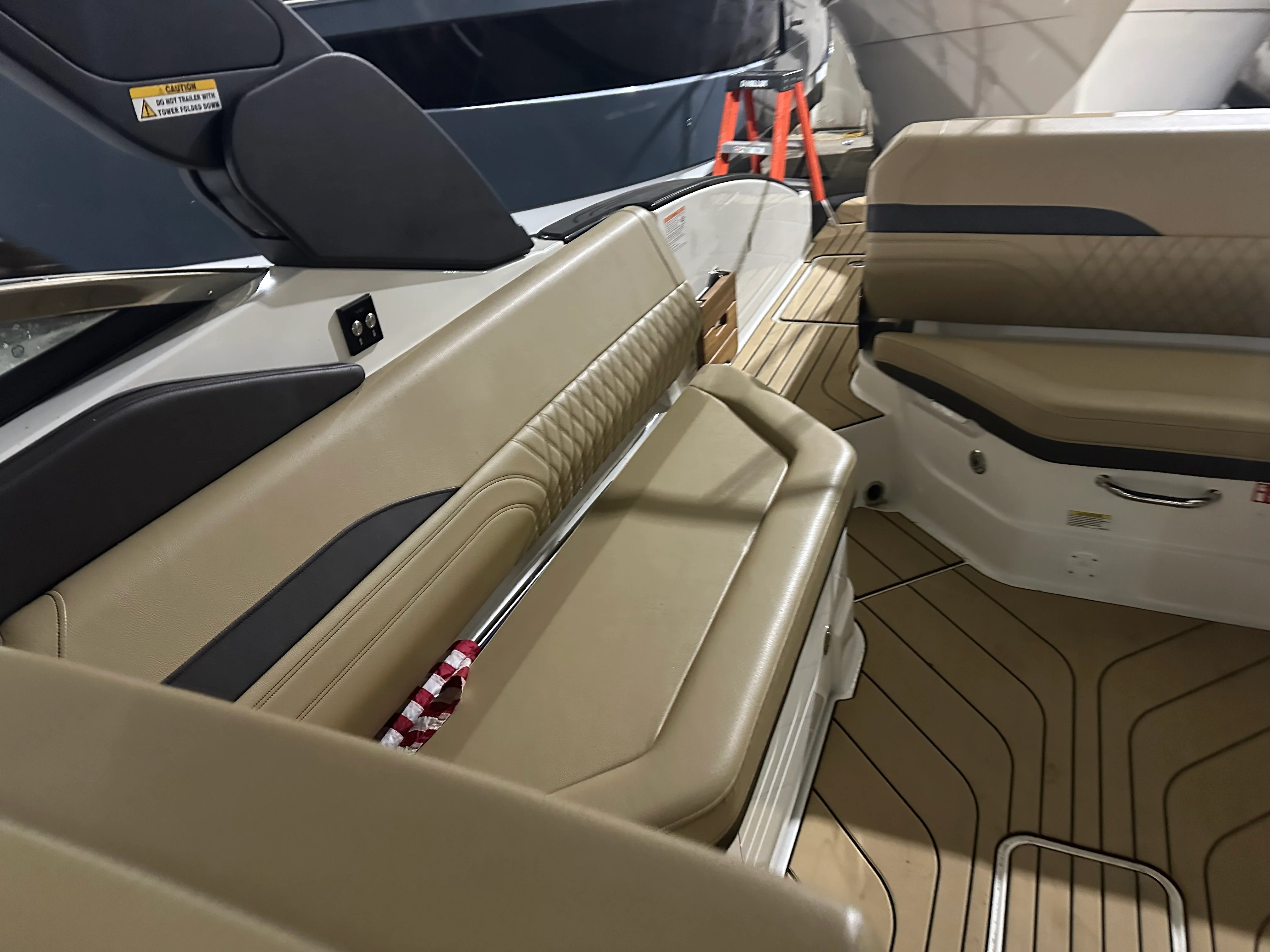 2025 Sea Ray SLX 280 Image Thumbnail #17