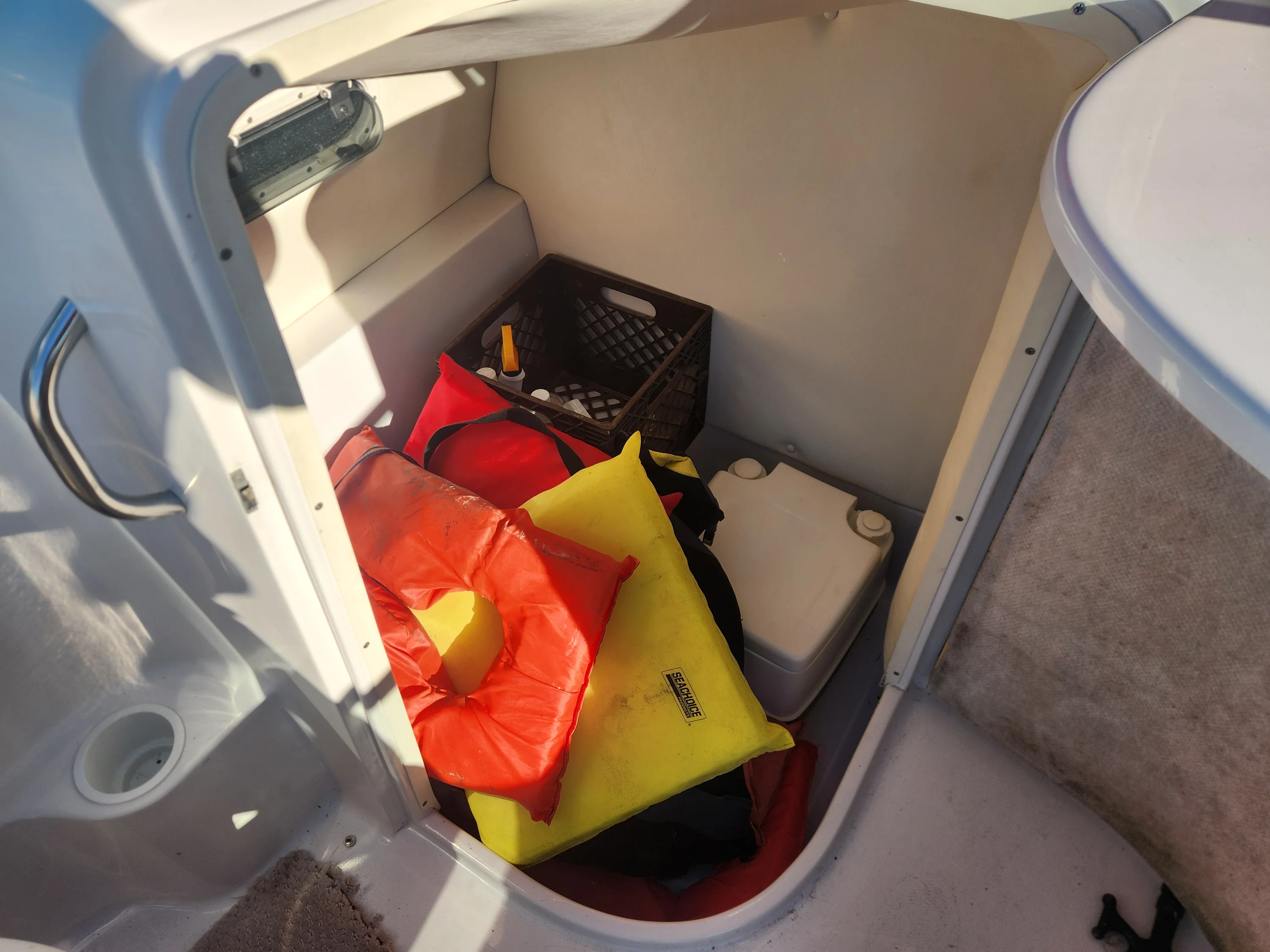 2005 Four Winns 214 FUNSHIP Image Thumbnail #8