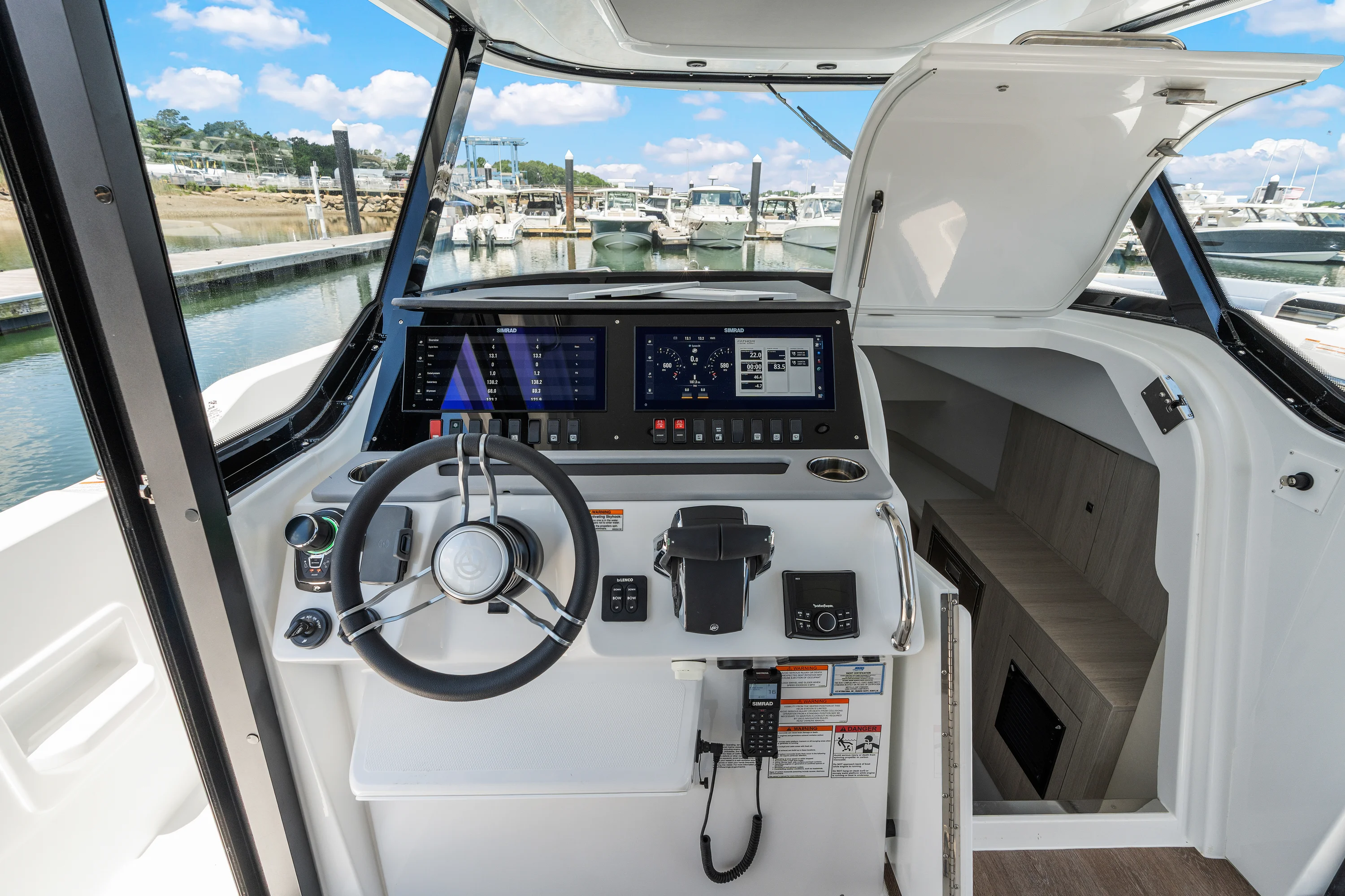 2026 Cruisers Yachts 38 VTR EC Image Thumbnail #26