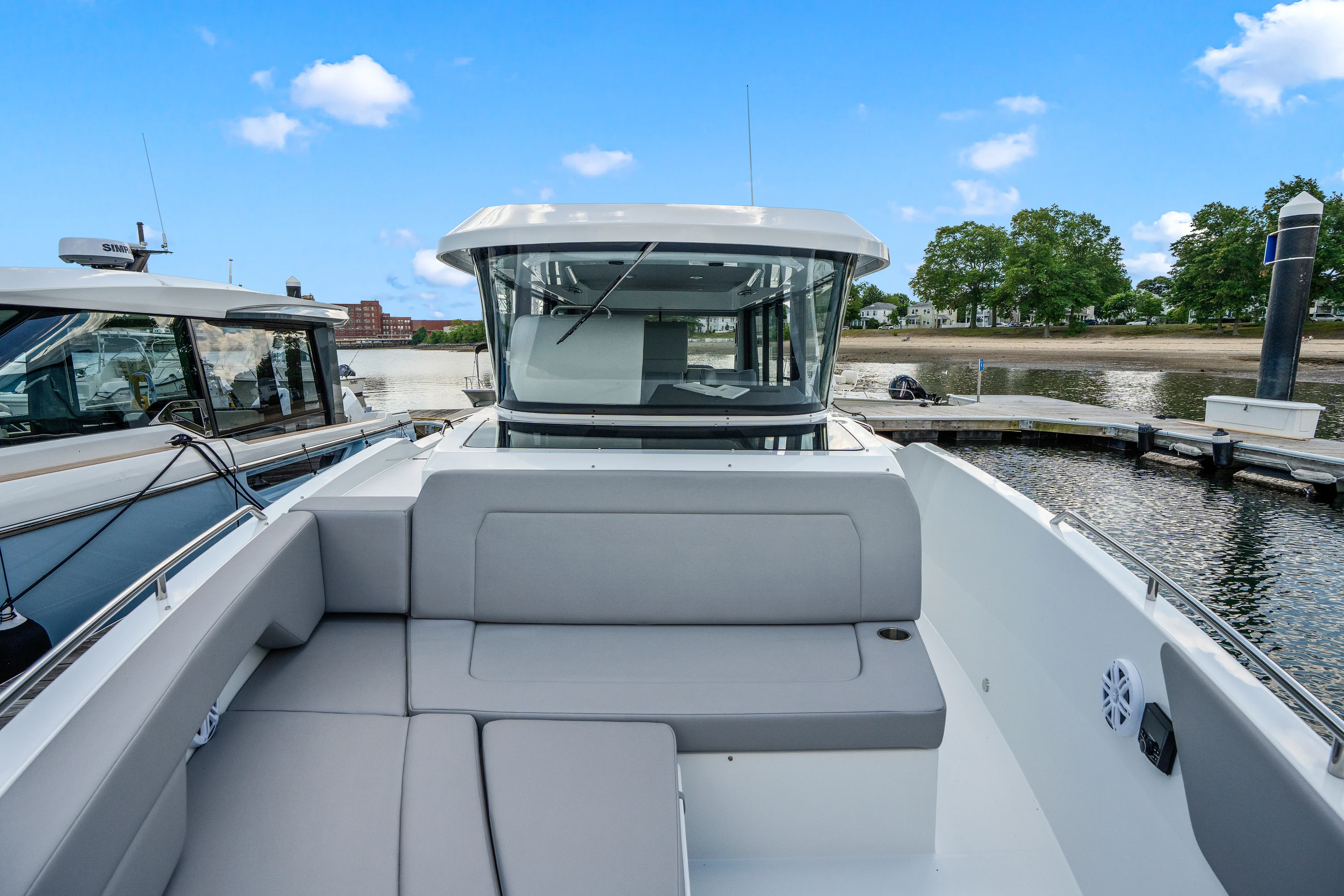 2026 Cruisers Yachts 38 VTR EC Image Thumbnail #39