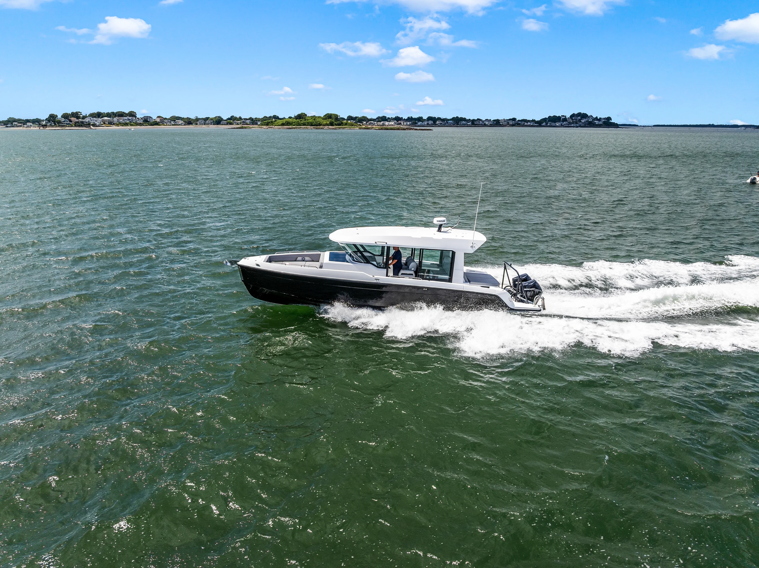 2026 Cruisers Yachts 38 VTR EC