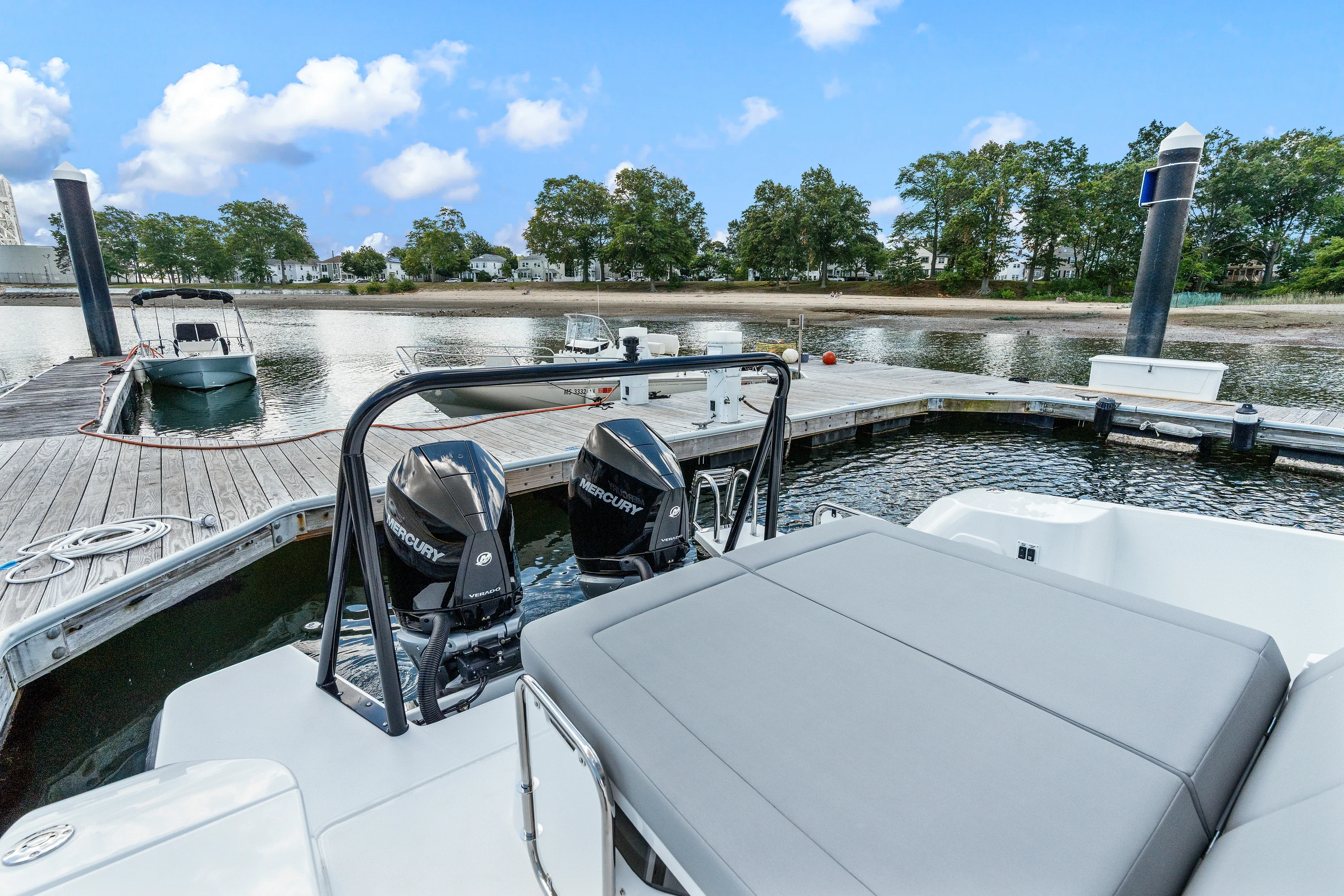 2026 Cruisers Yachts 38 VTR EC Image Thumbnail #12