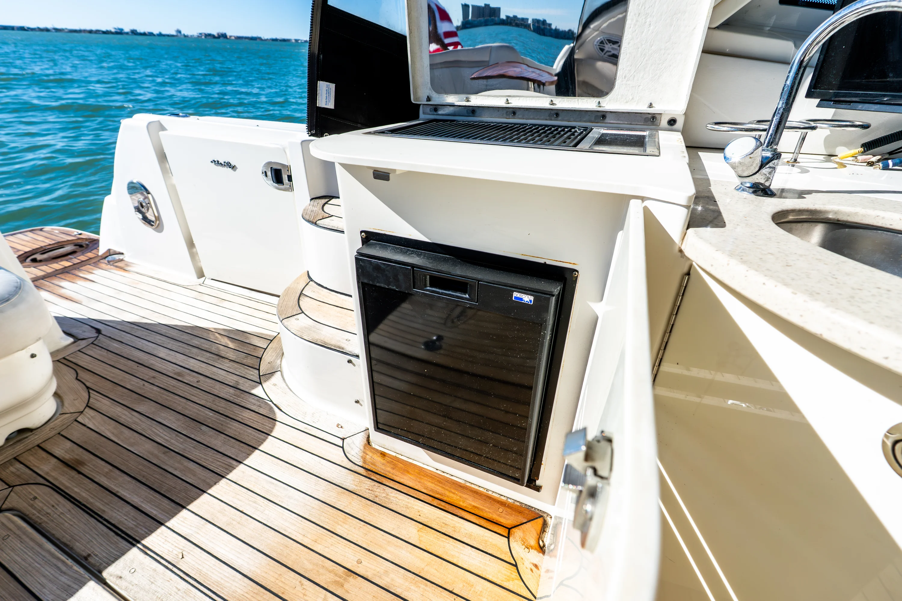 2010 Sea Ray 50 SUNDANCER Image Thumbnail #25