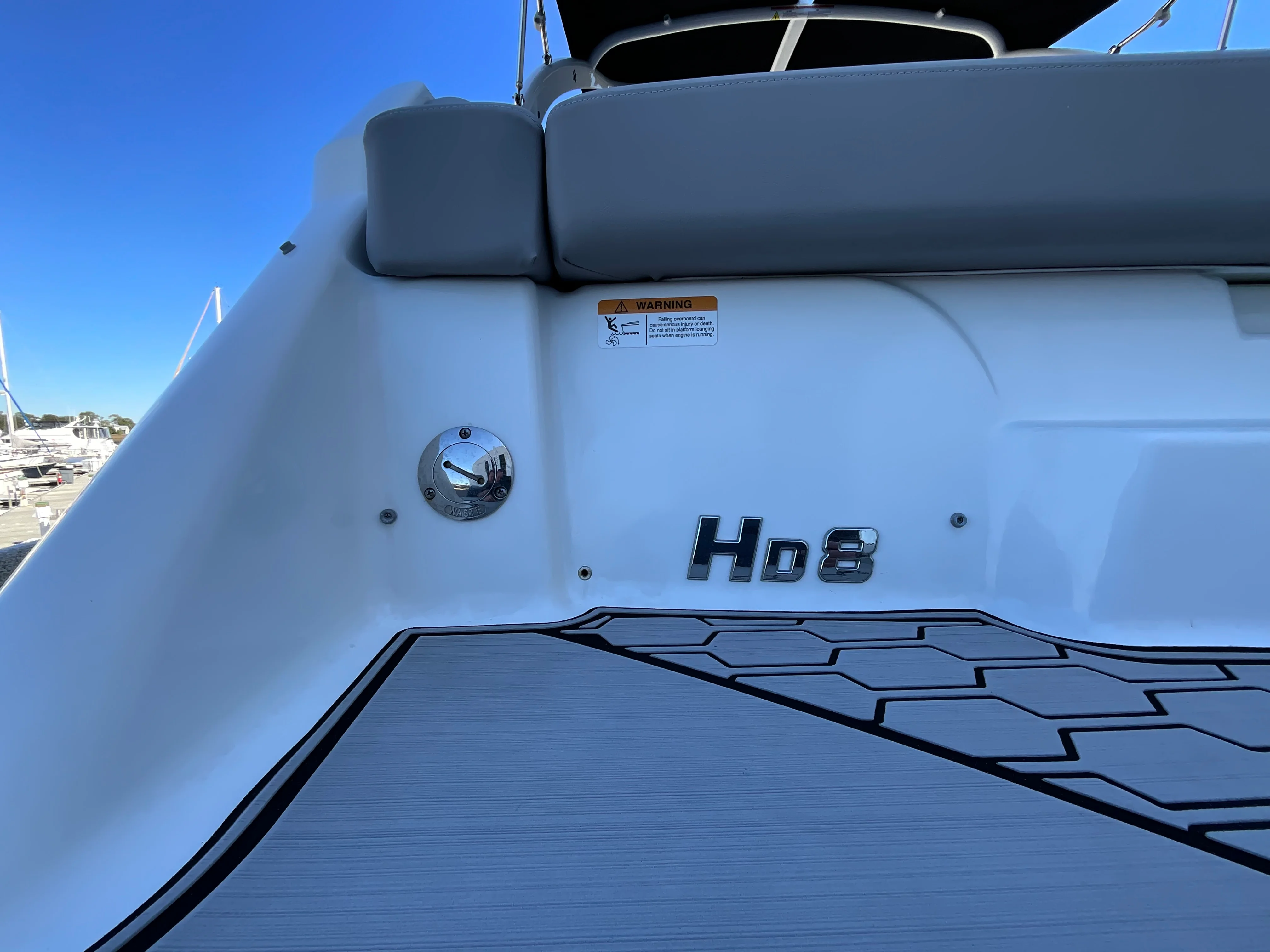 2023 Four Winns HD 8 Image Thumbnail #36