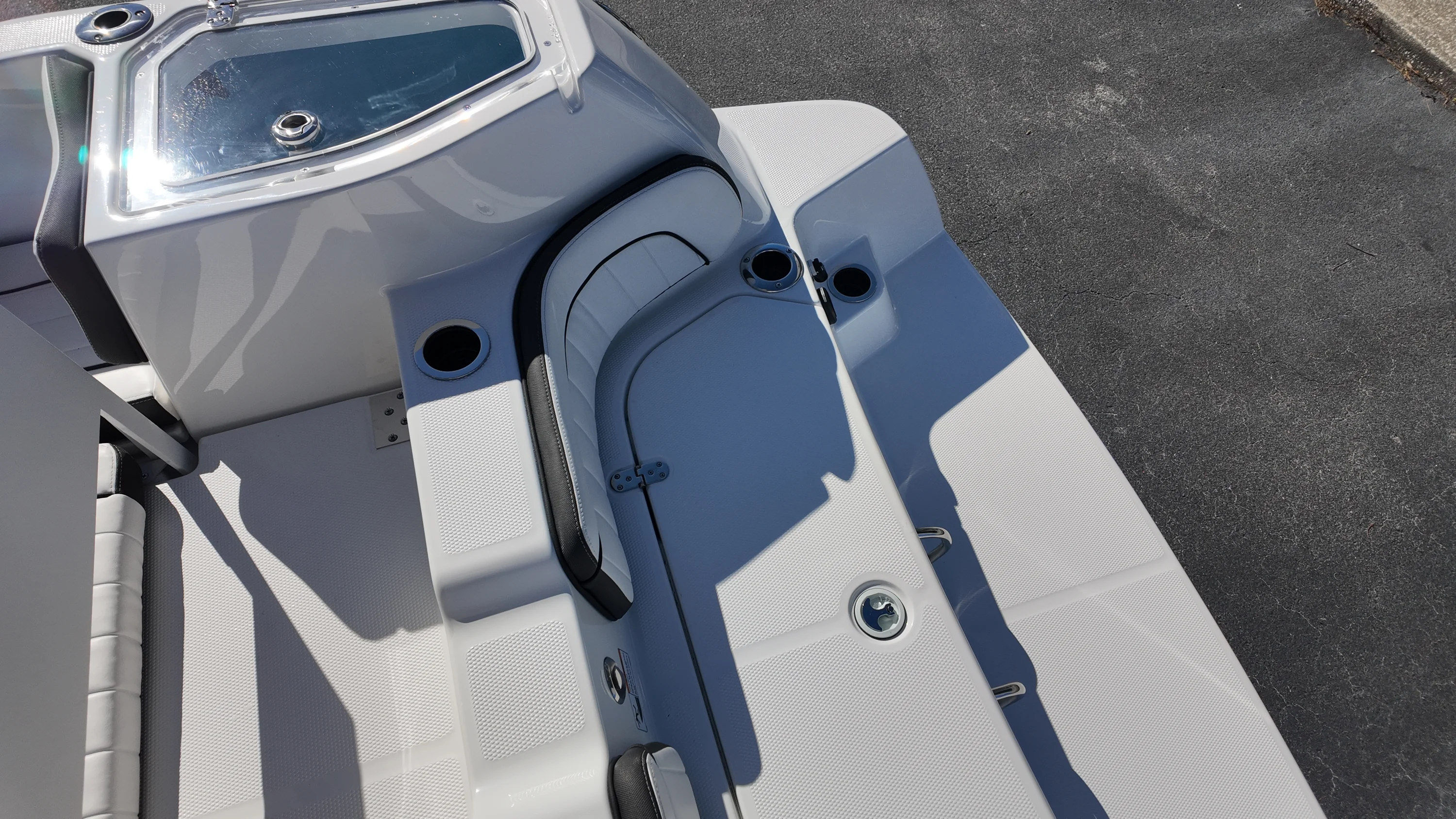 2026 Yamaha 255 FSH Sport E Image Thumbnail #6