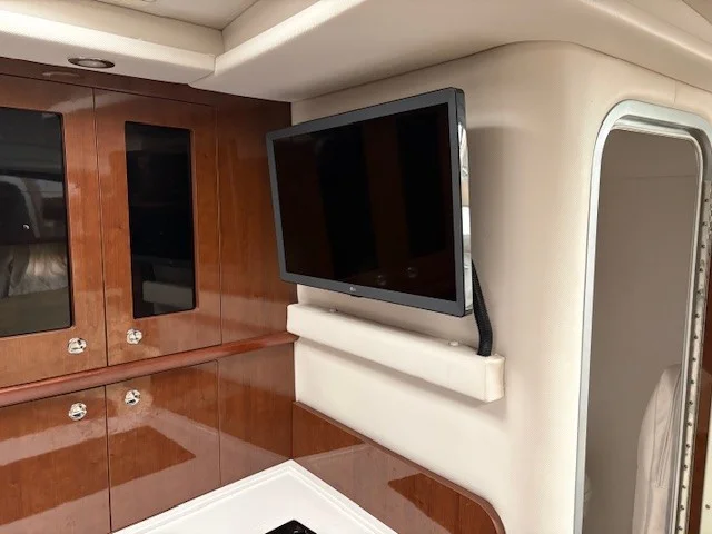 2016 Four Winns 355 VISTA Image Thumbnail #21