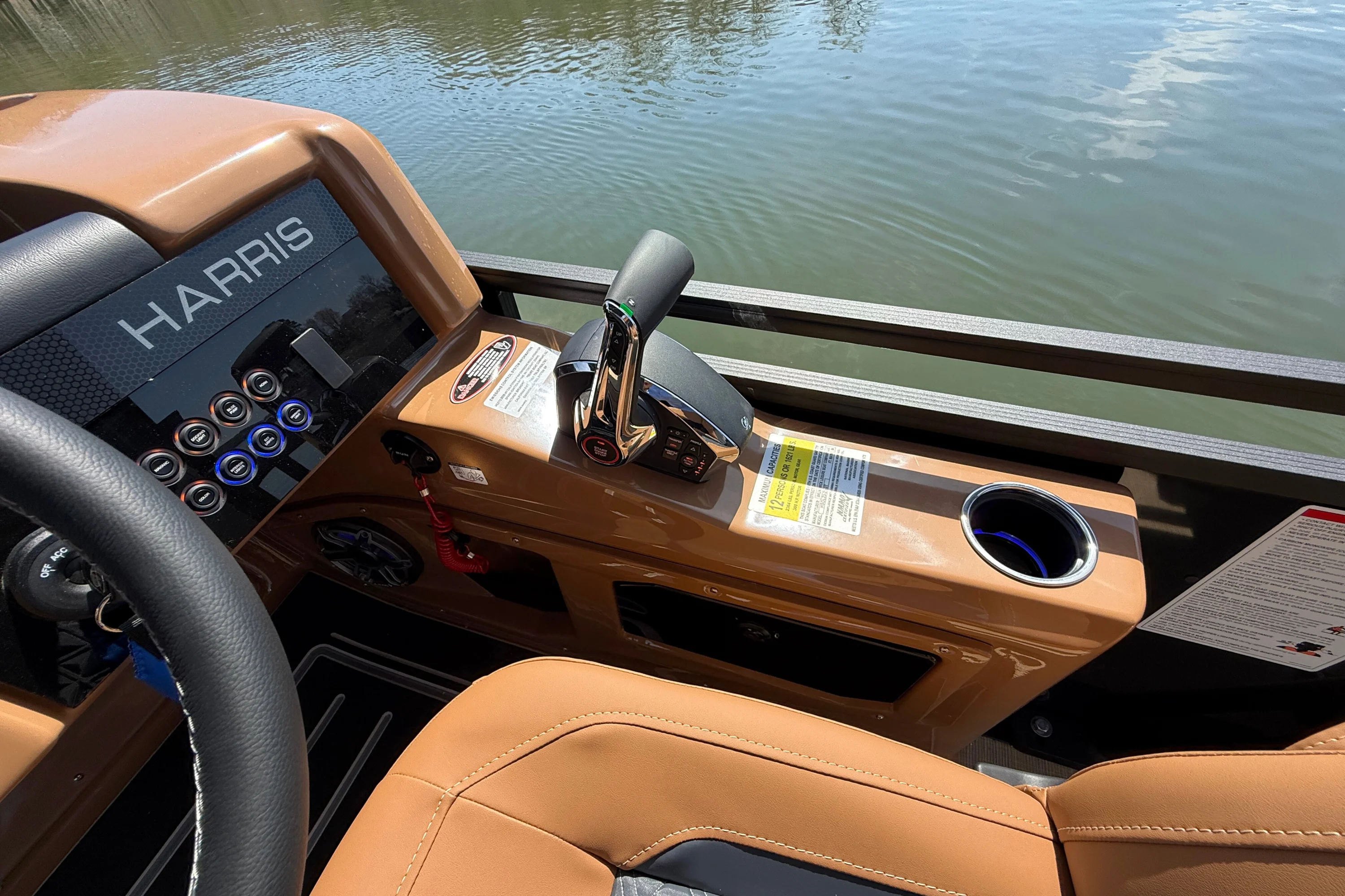 2026 Harris Solstice 230 Image Thumbnail #25