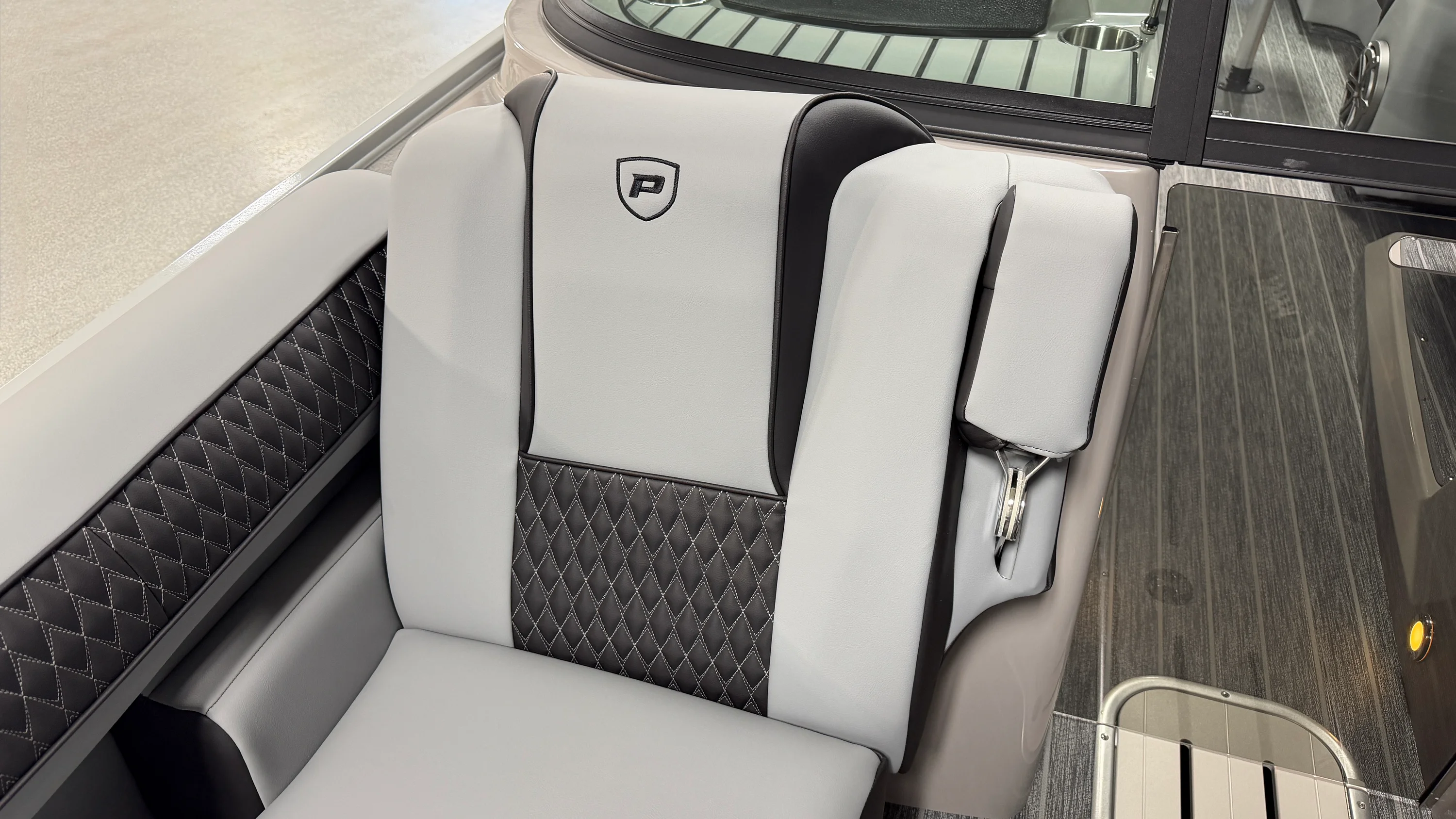 2026 Premier 250 SOLARIS Image Thumbnail #20