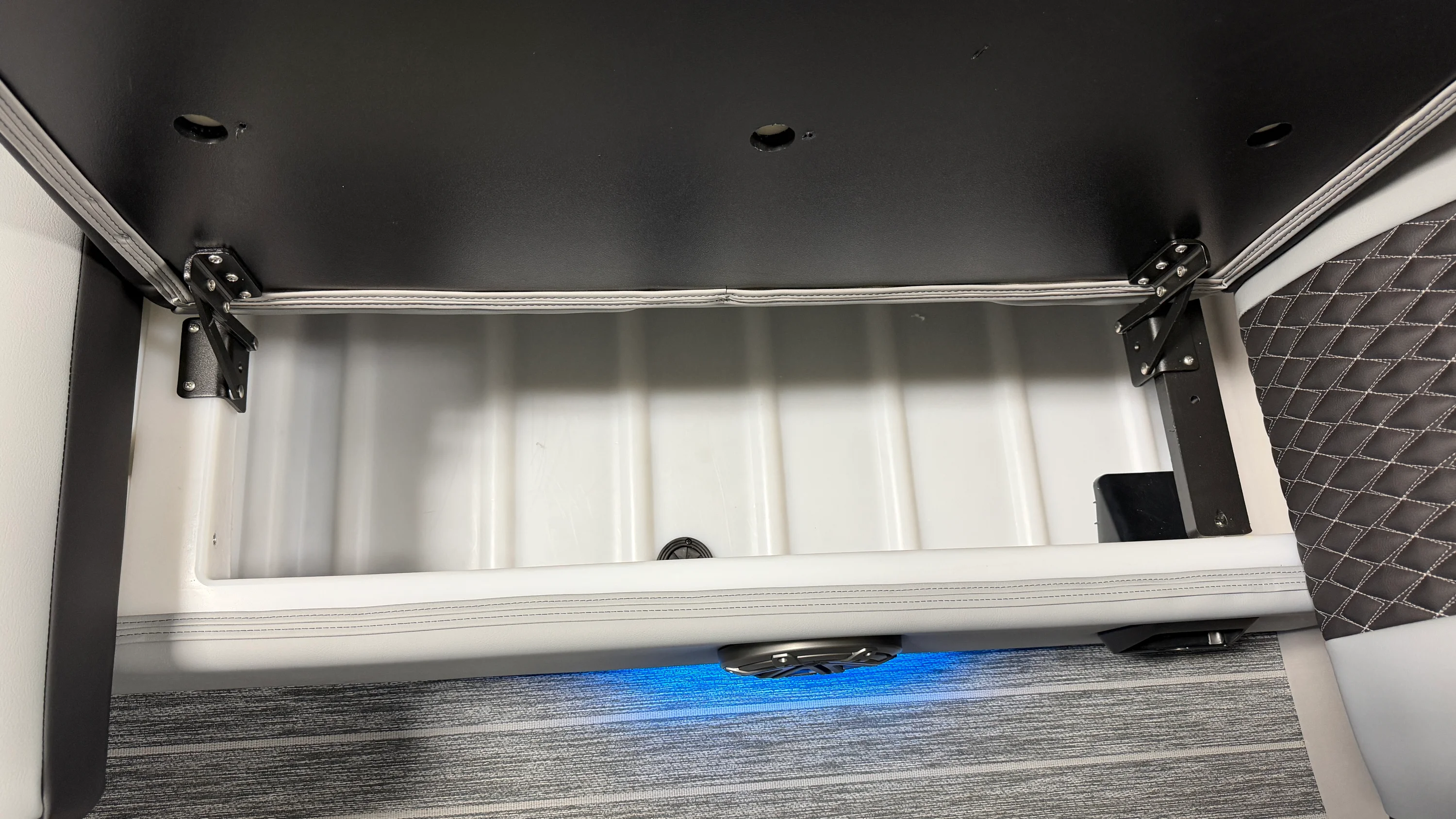 2026 Premier 250 SOLARIS Image Thumbnail #17