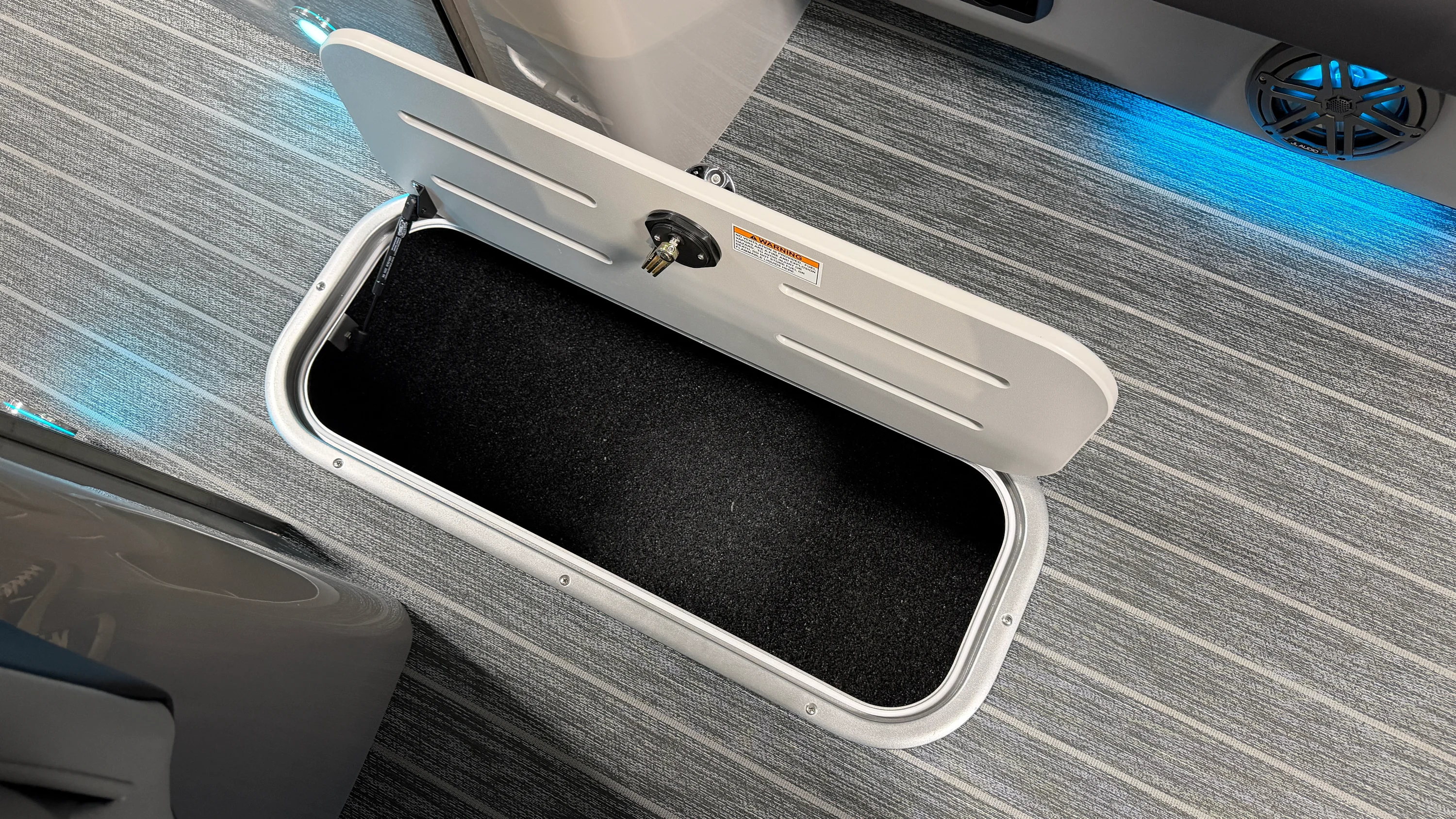 2026 Premier 250 SOLARIS Image Thumbnail #36