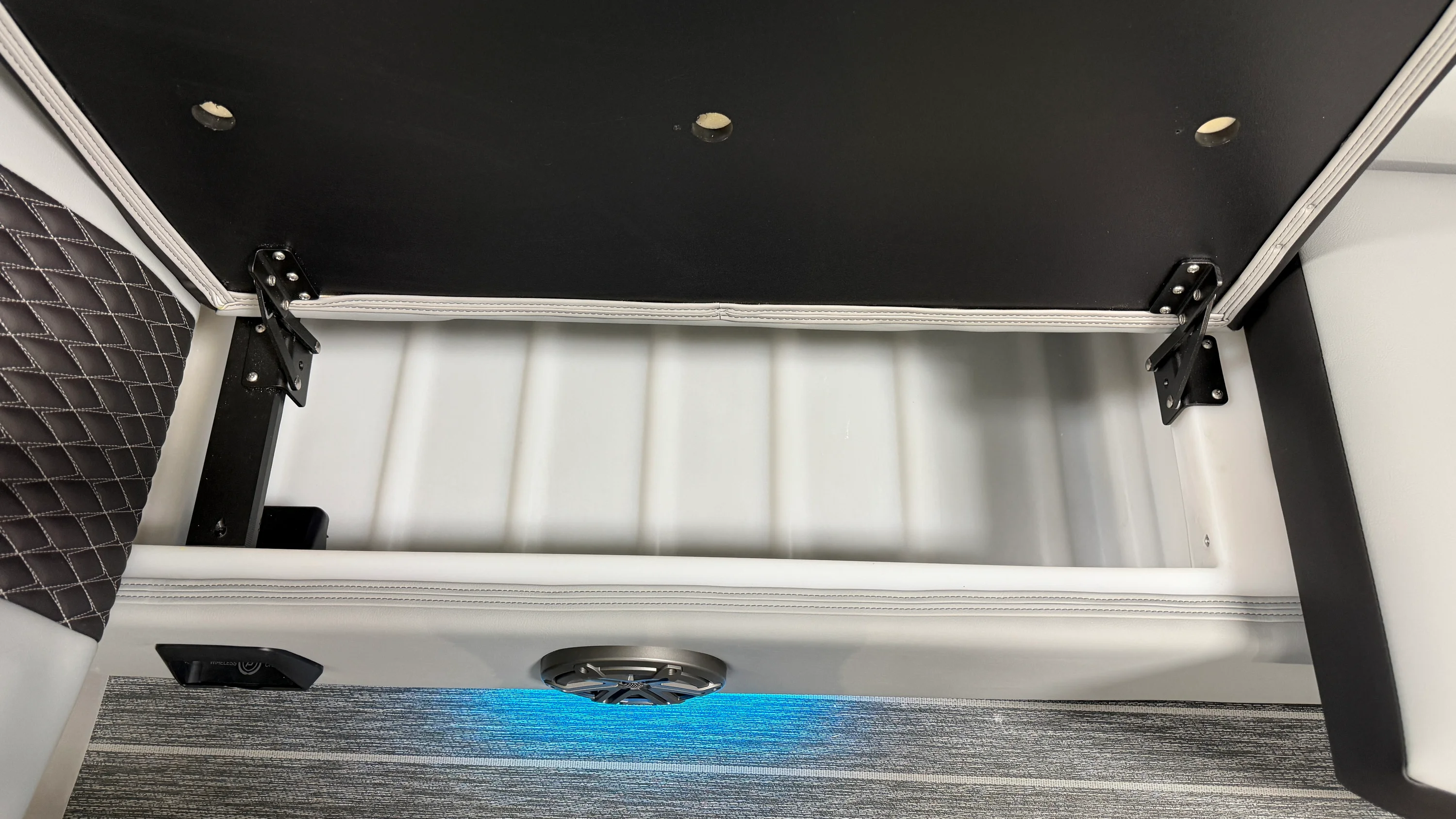 2026 Premier 250 SOLARIS Image Thumbnail #27