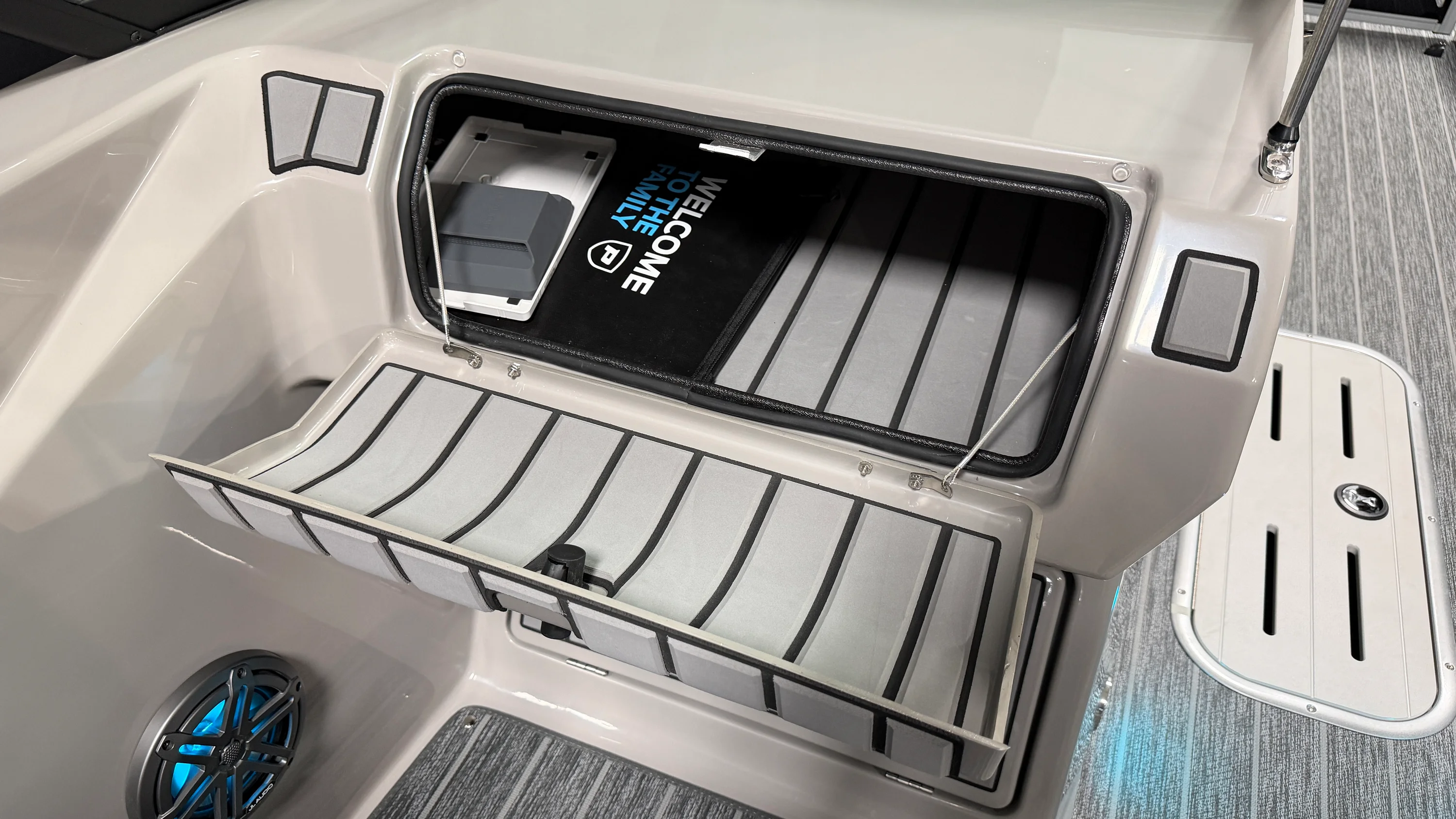 2026 Premier 250 SOLARIS Image Thumbnail #46