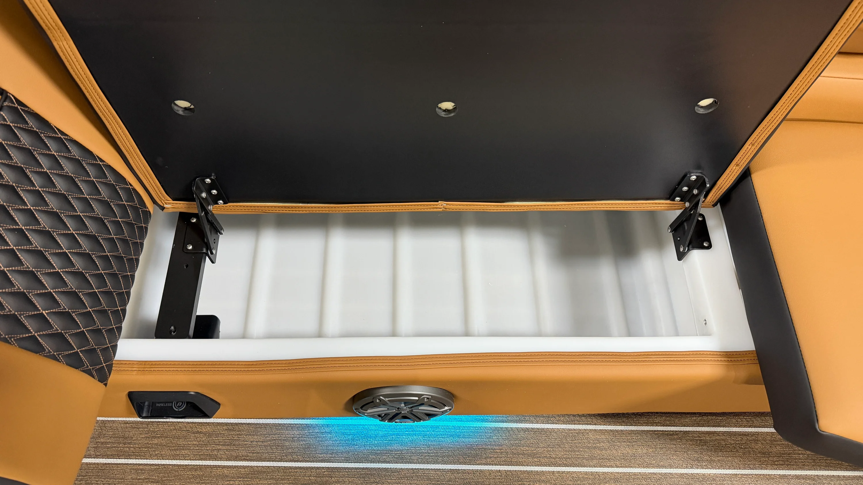 2026 Premier 250SOLARIS Image Thumbnail #28